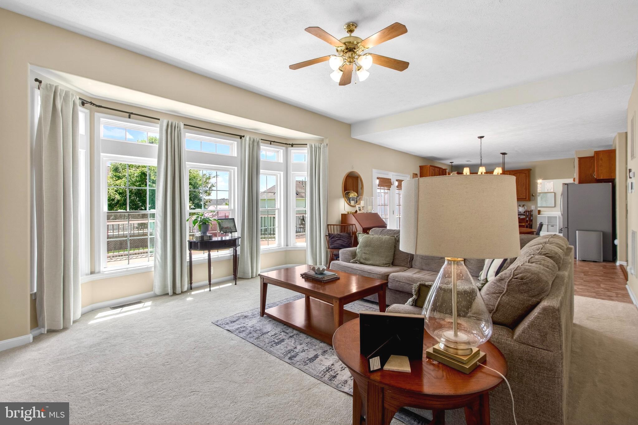 REDWOOD LAKES - Residential
