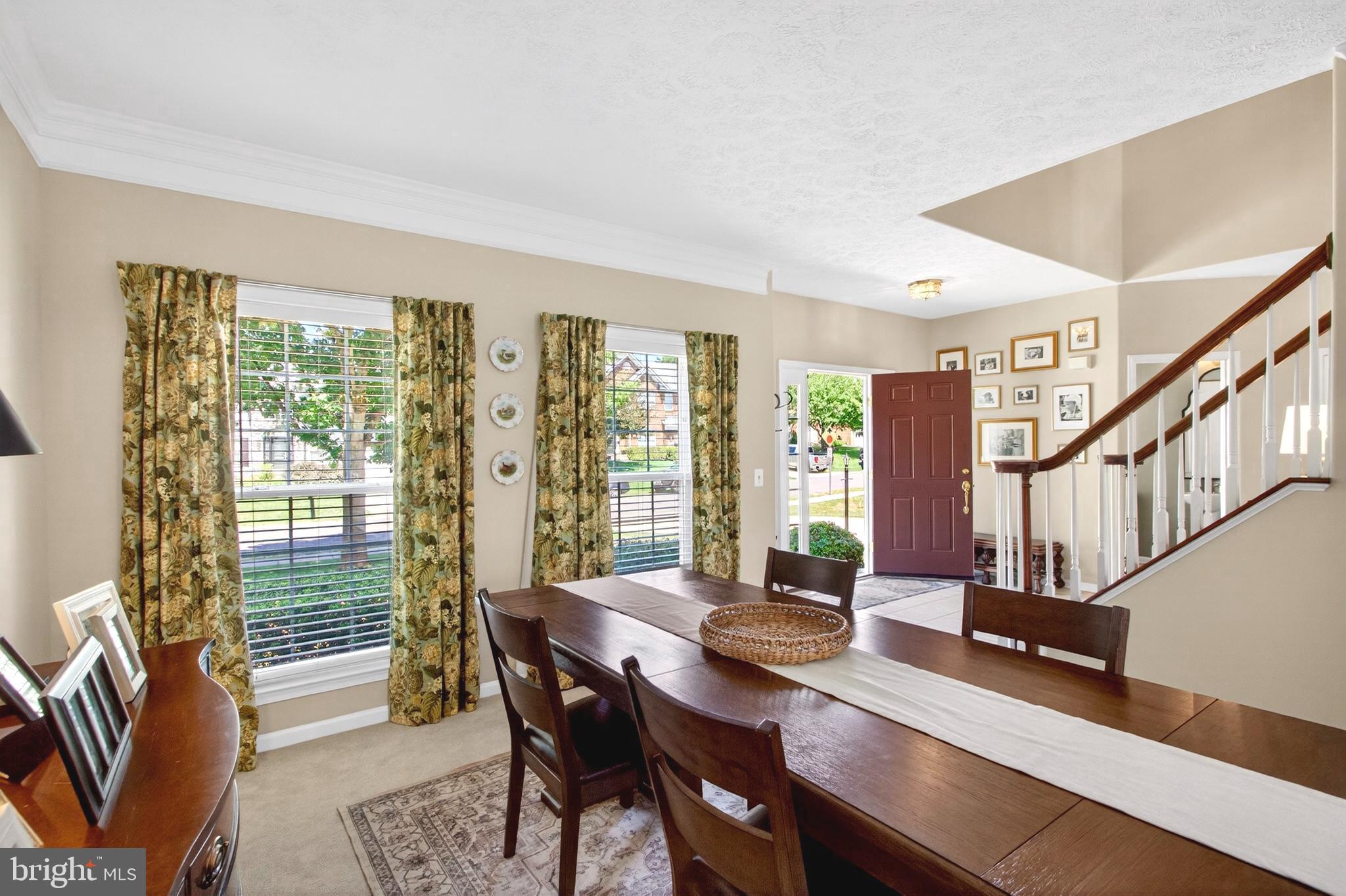 REDWOOD LAKES - Residential