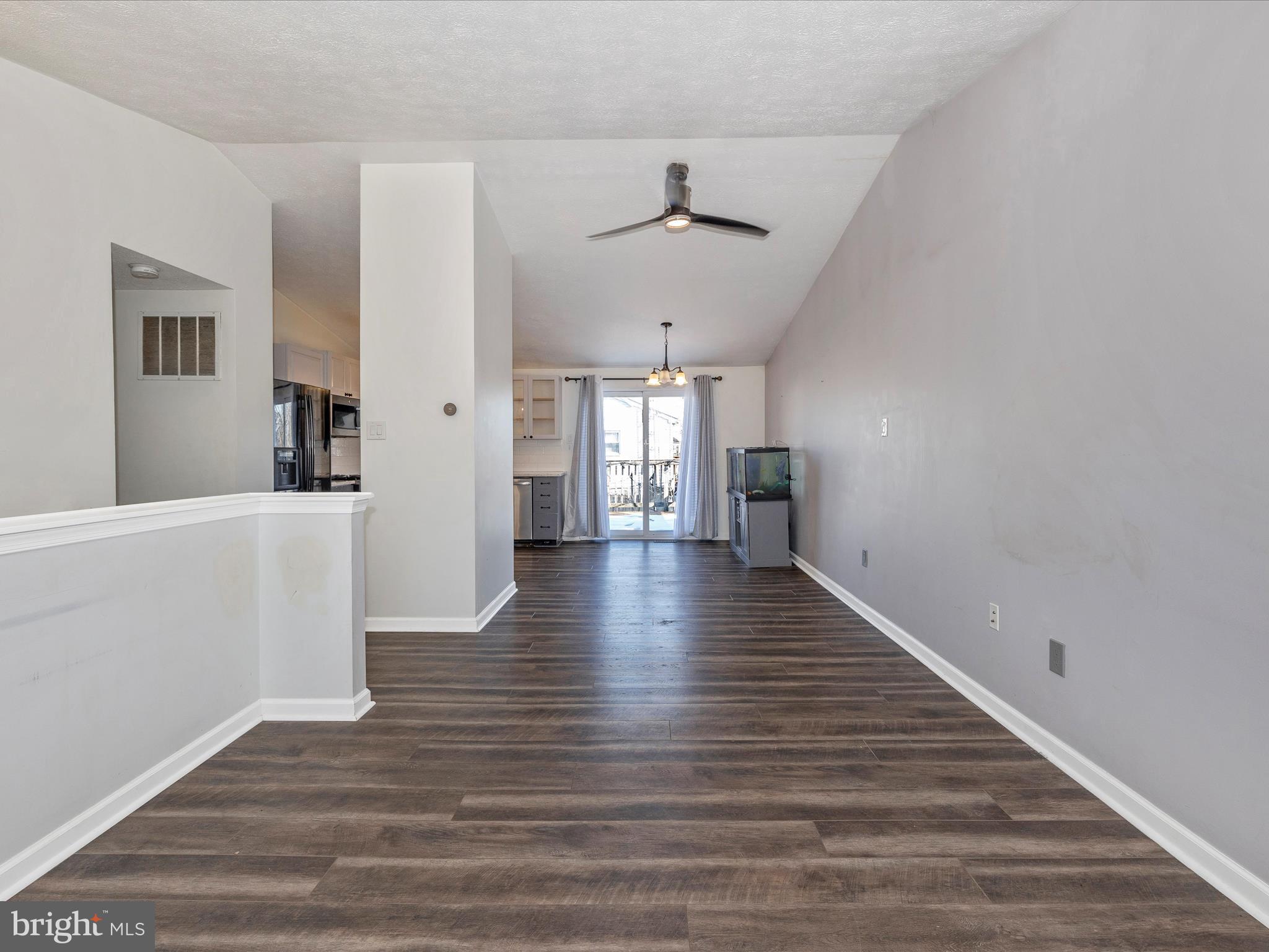 STONEGATE - Residential