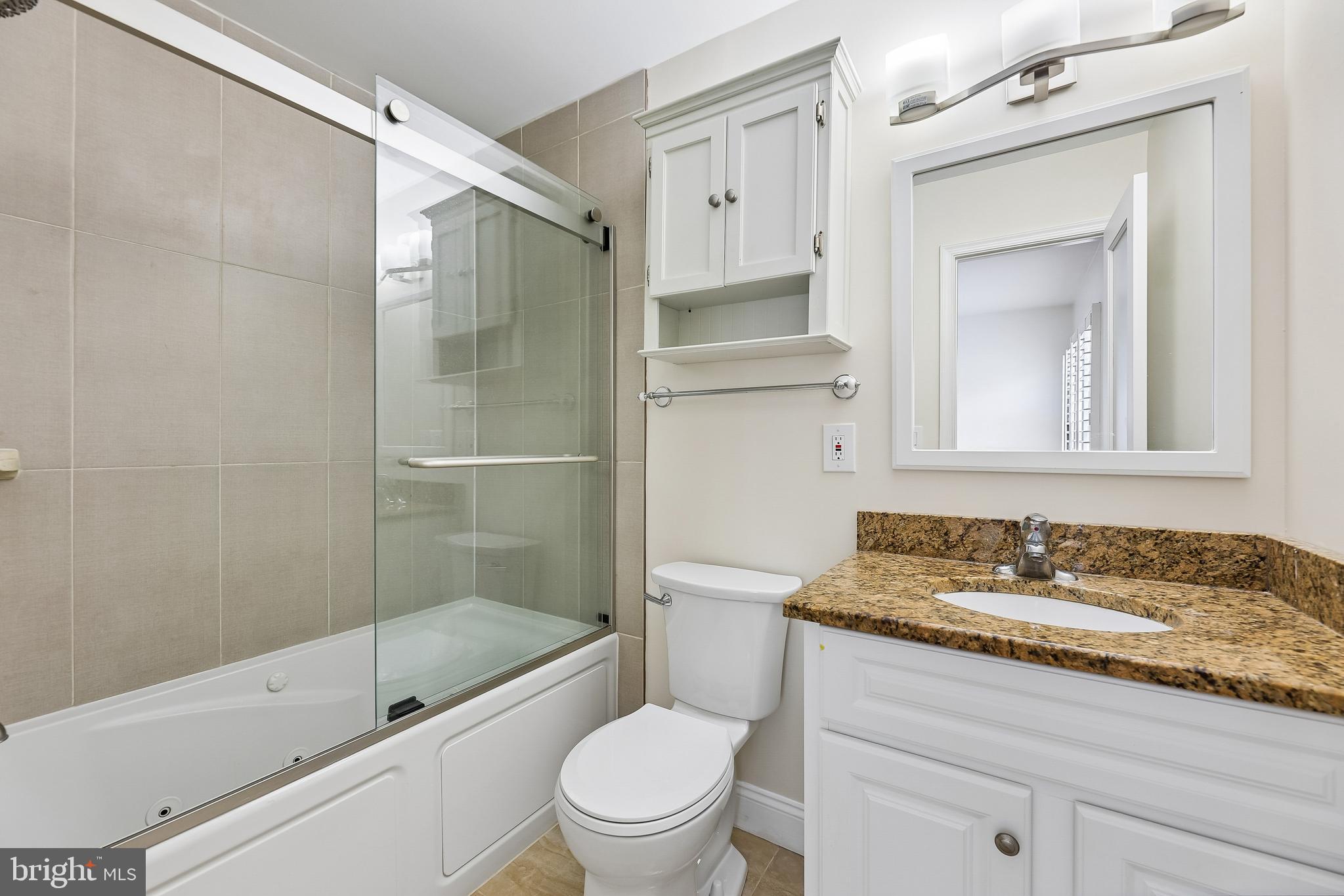 TOWNES AT CAMERON PARKE - Residential