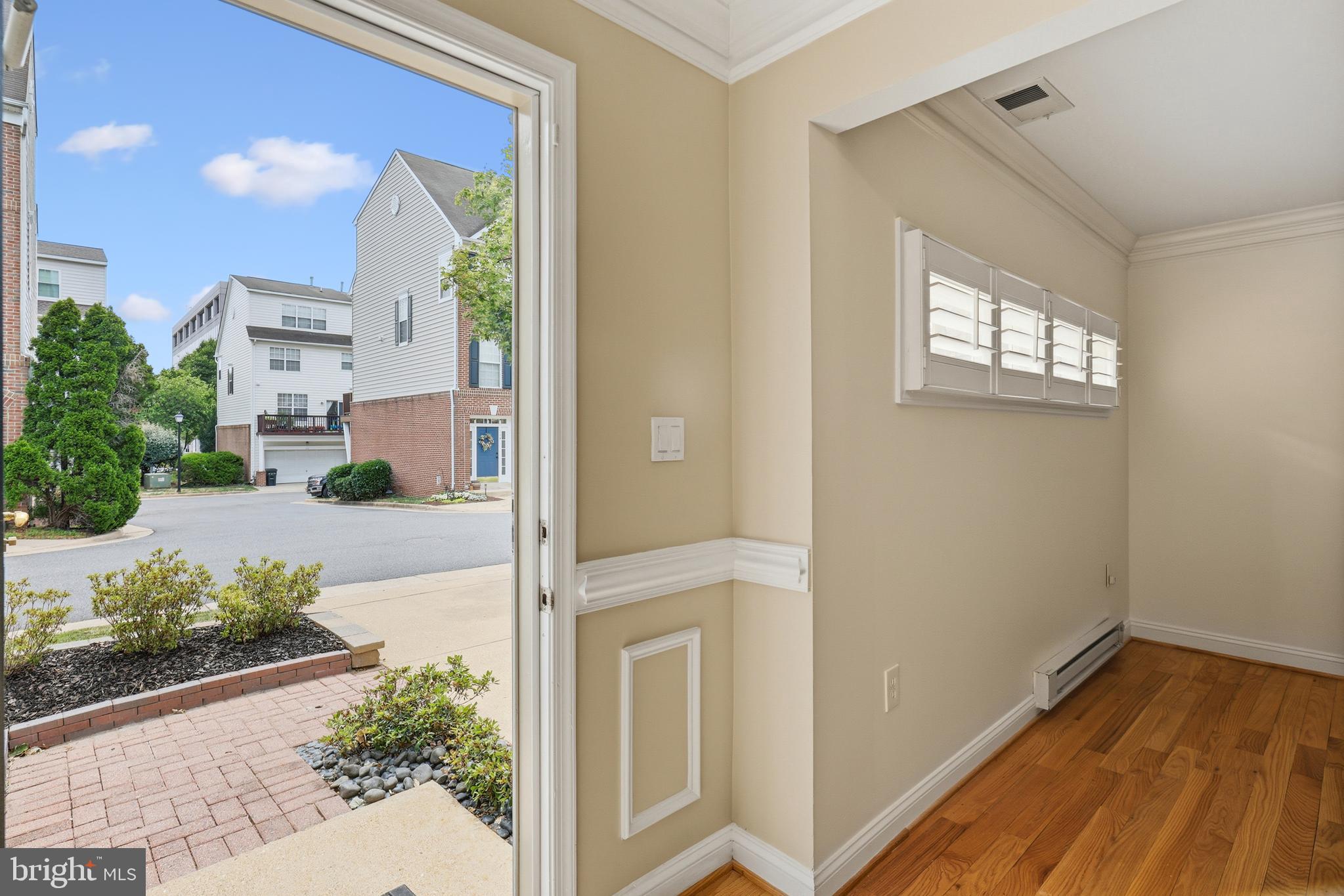 TOWNES AT CAMERON PARKE - Residential