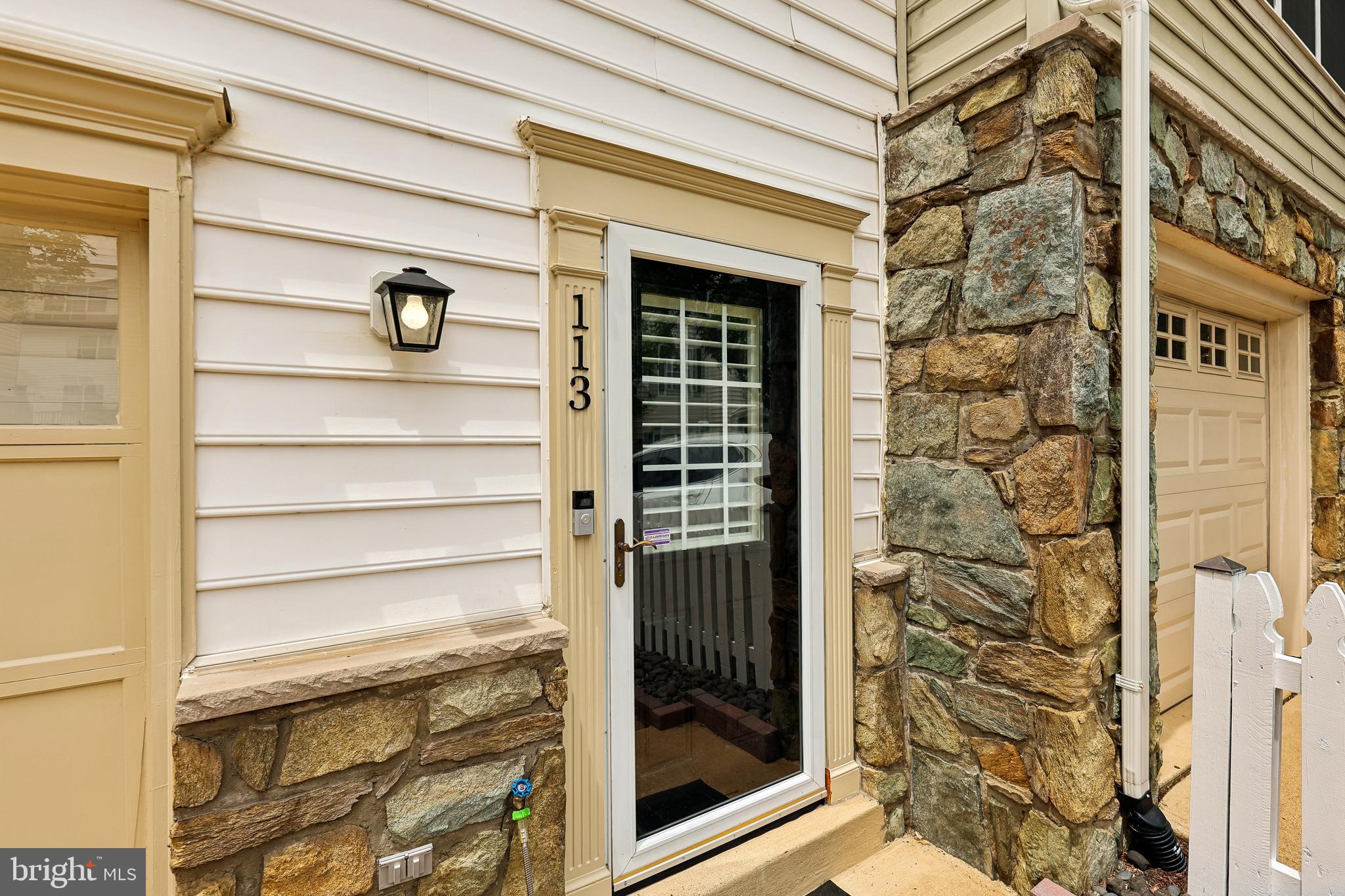 TOWNES AT CAMERON PARKE - Residential