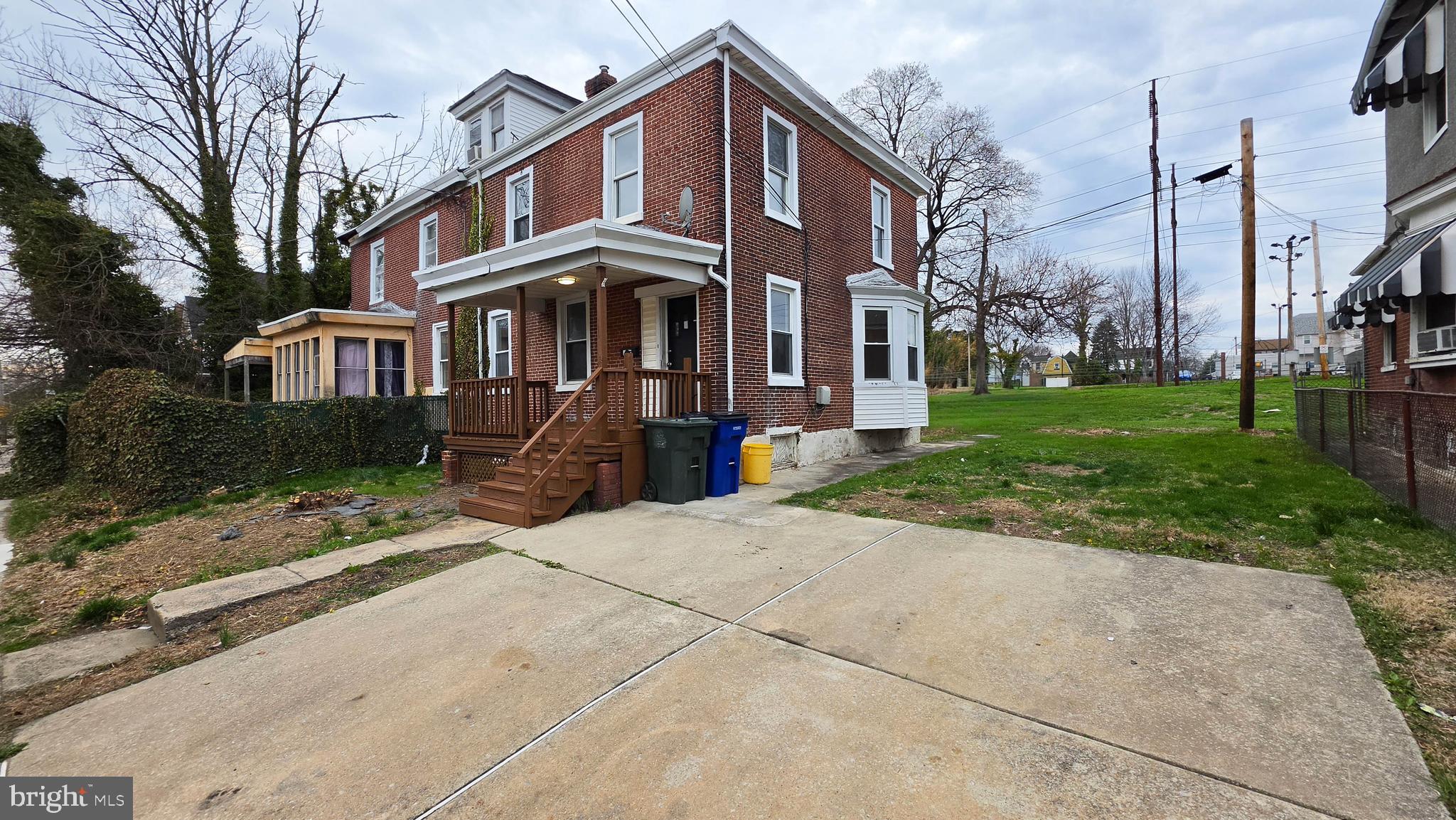 SHARON - Residential
