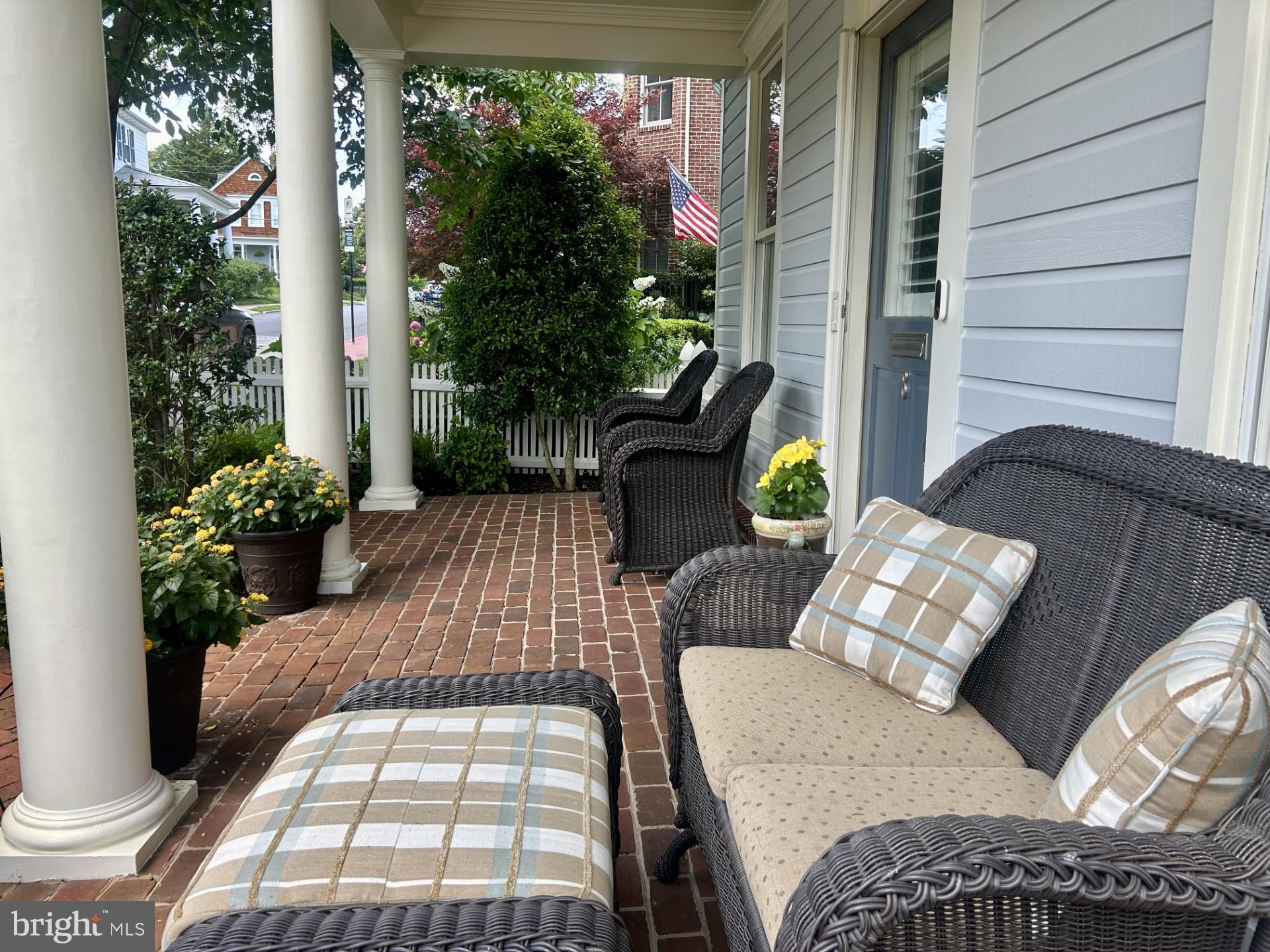 MURRAY HILL - Residential