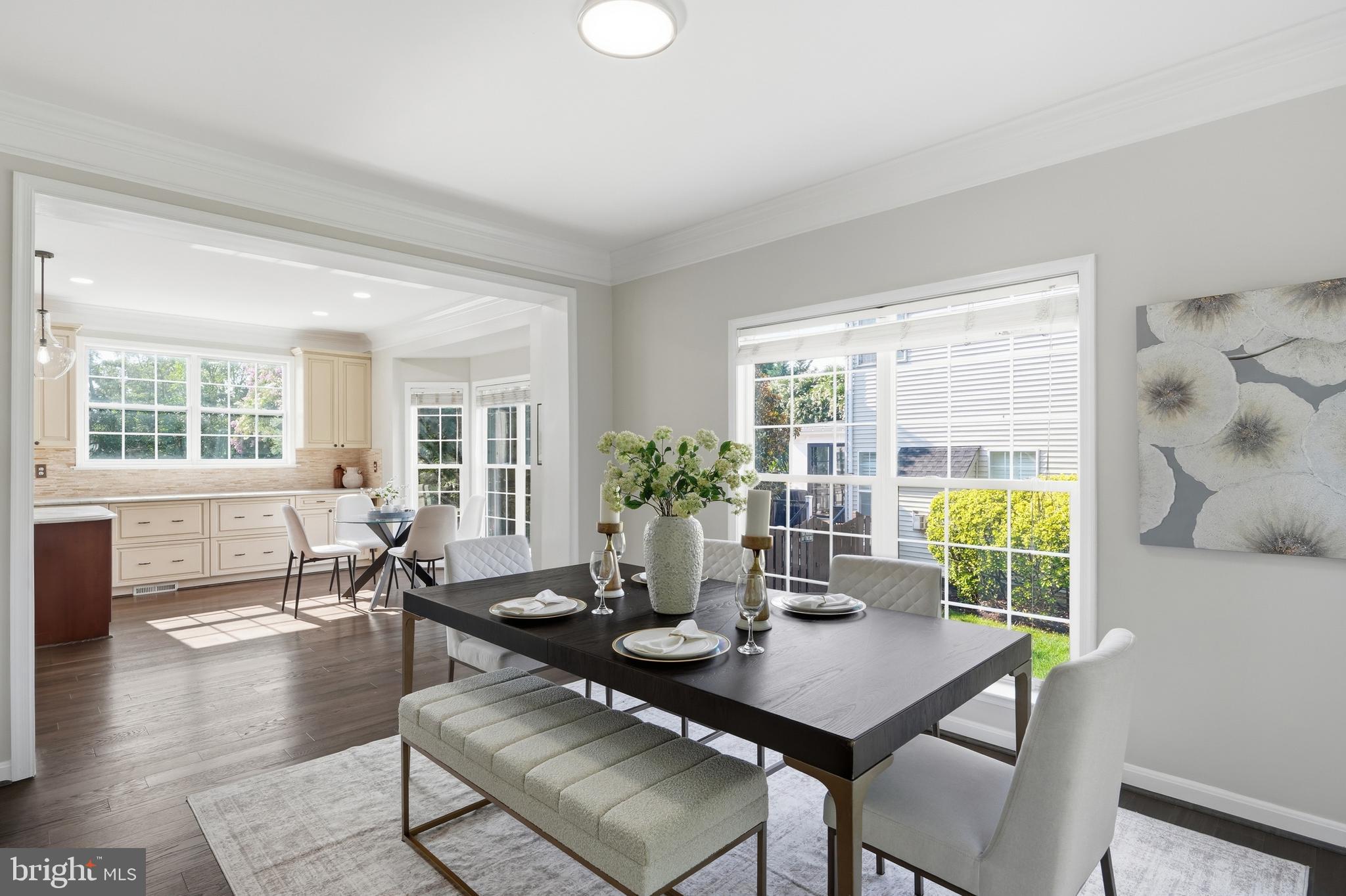 VANTAGE POINTE - Residential