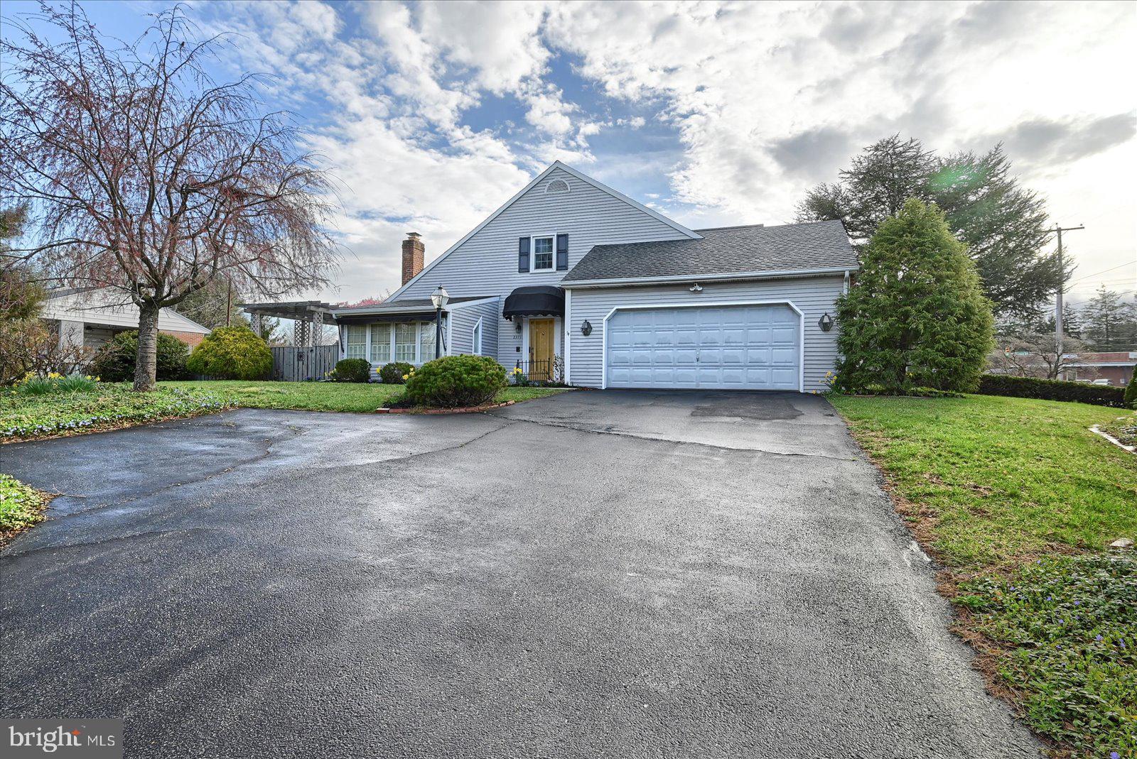 FAYFIELD - Residential