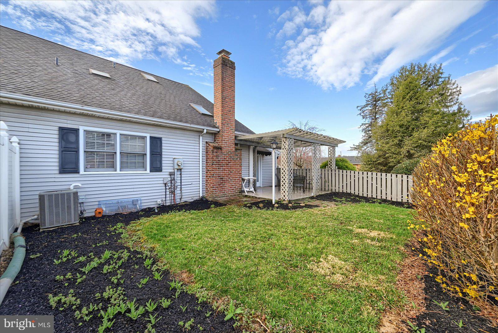 FAYFIELD - Residential