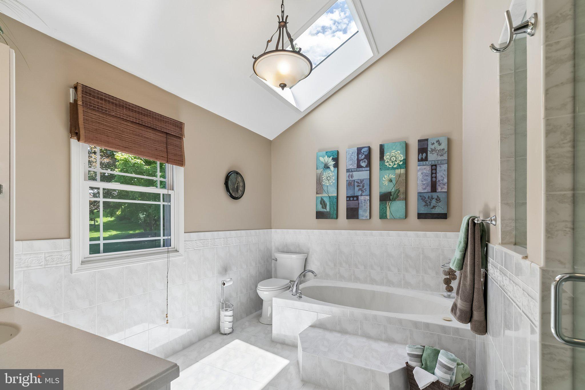 THE ESTATES OF DOYLESTOWN - Residential