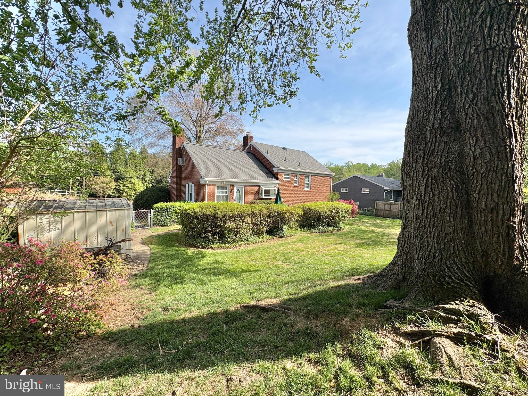 CEDAR CREST - Residential
