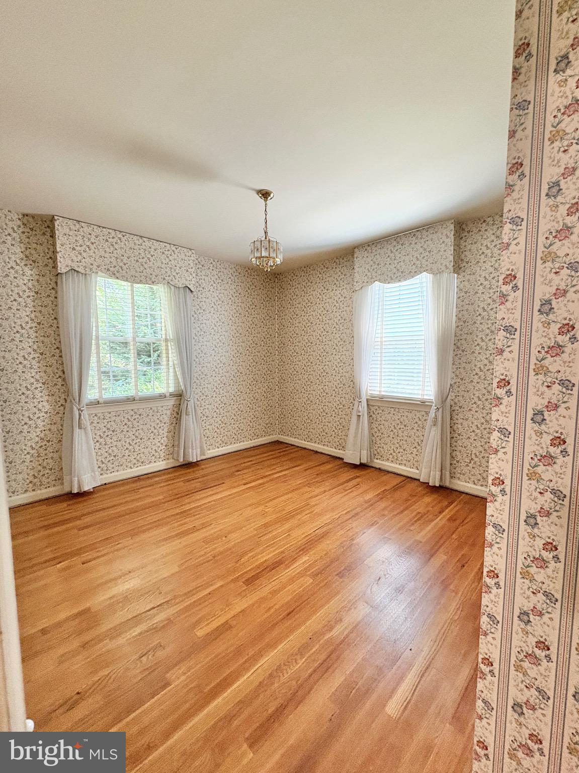 CEDAR CREST - Residential