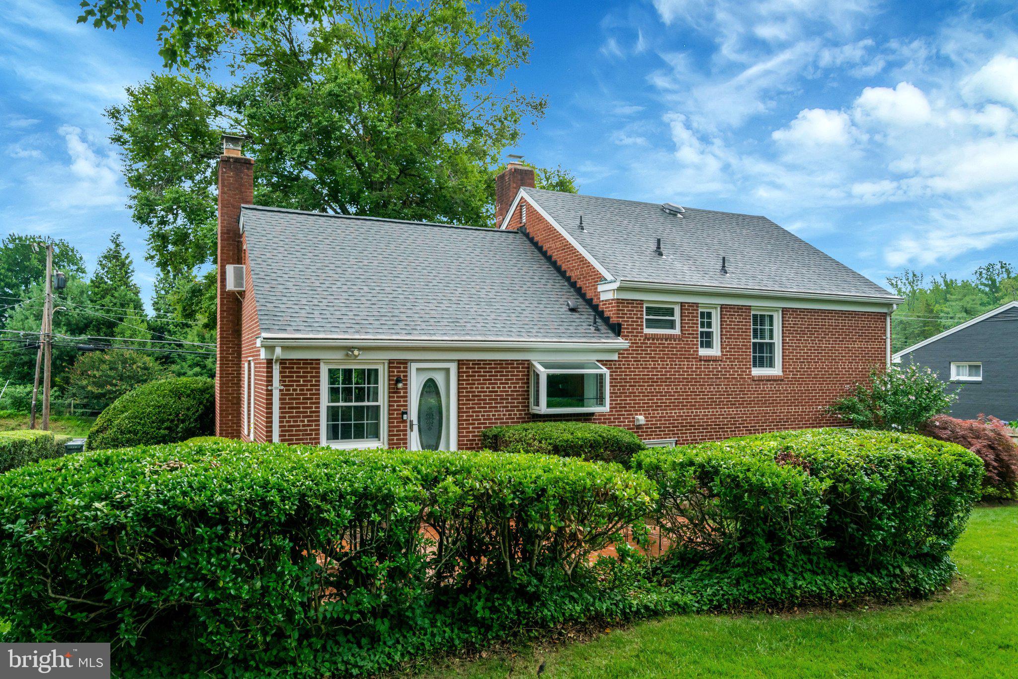 CEDAR CREST - Residential