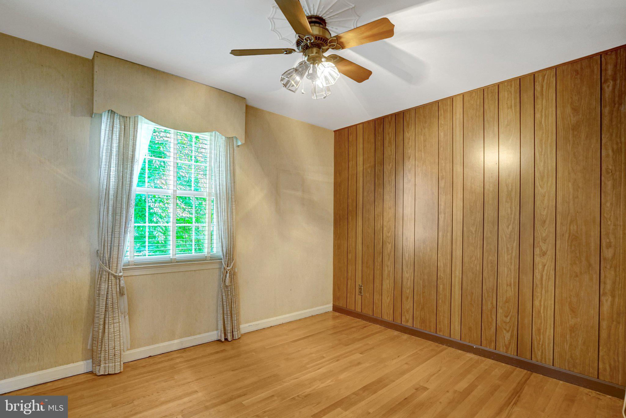 CEDAR CREST - Residential