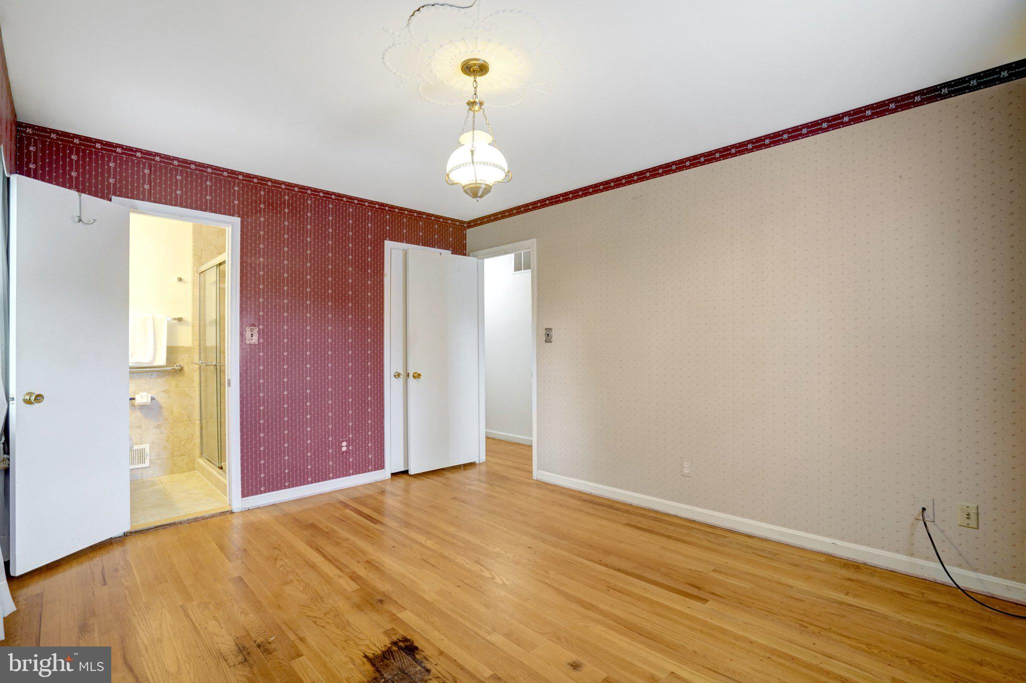 CEDAR CREST - Residential