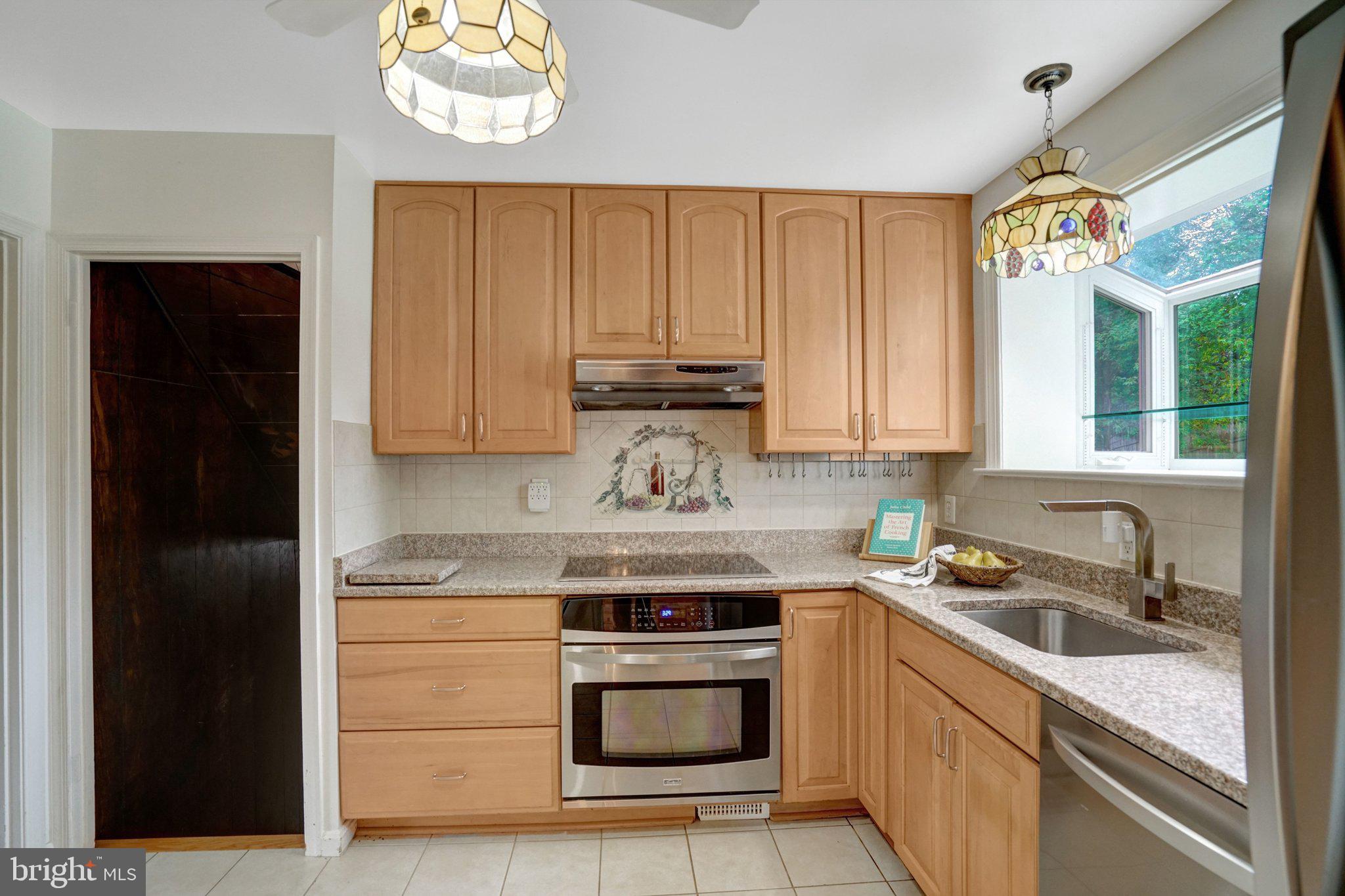 CEDAR CREST - Residential