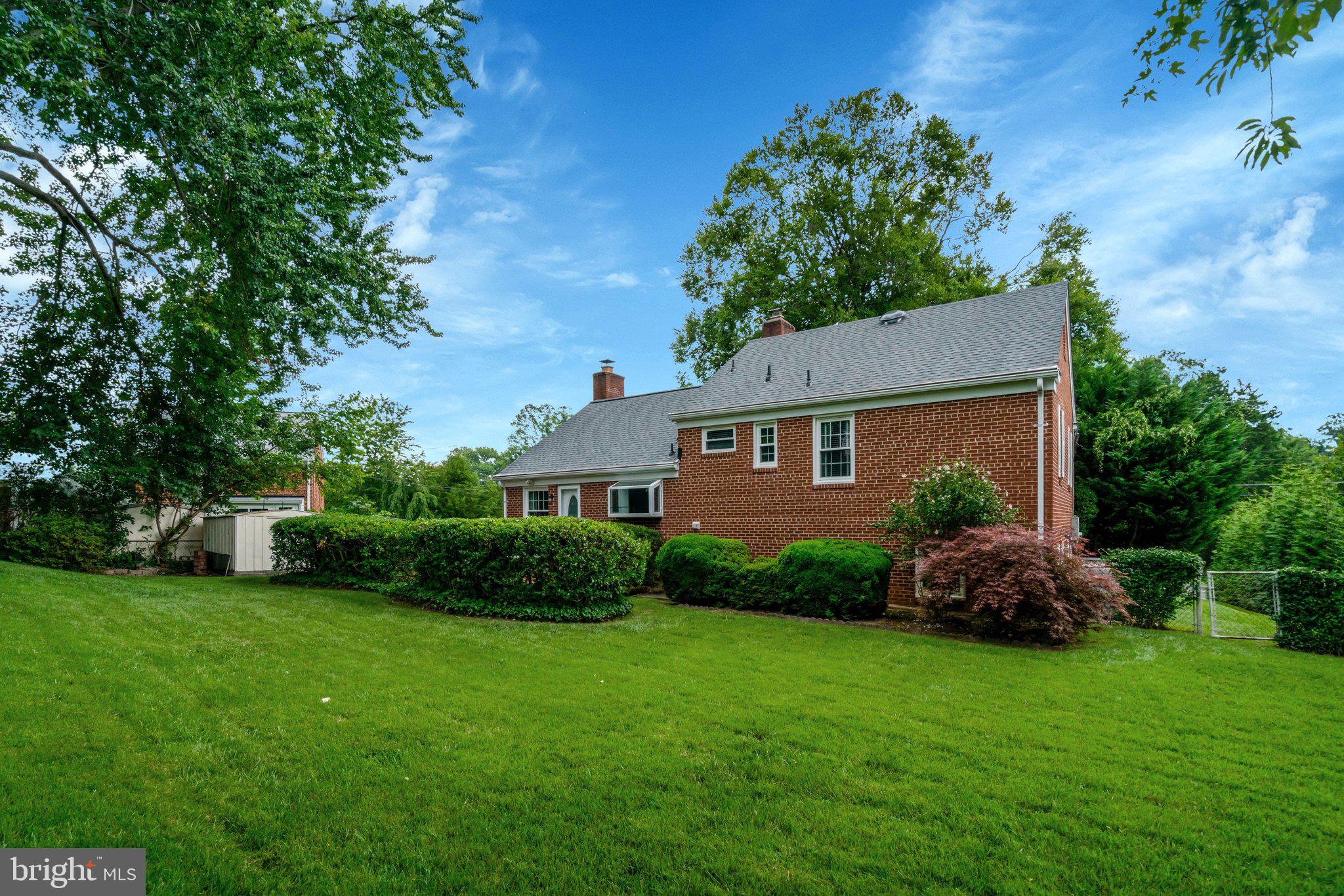 CEDAR CREST - Residential