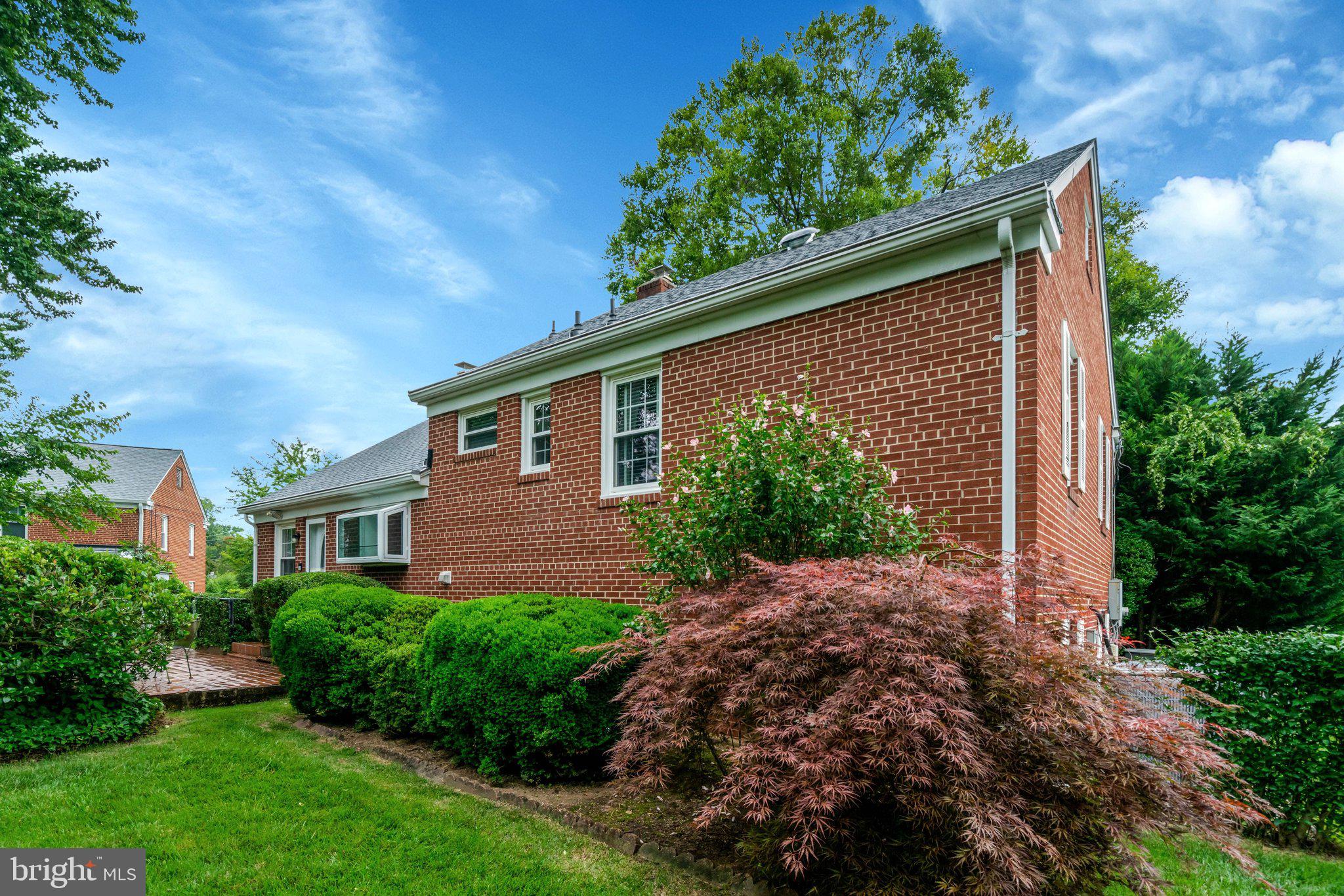 CEDAR CREST - Residential