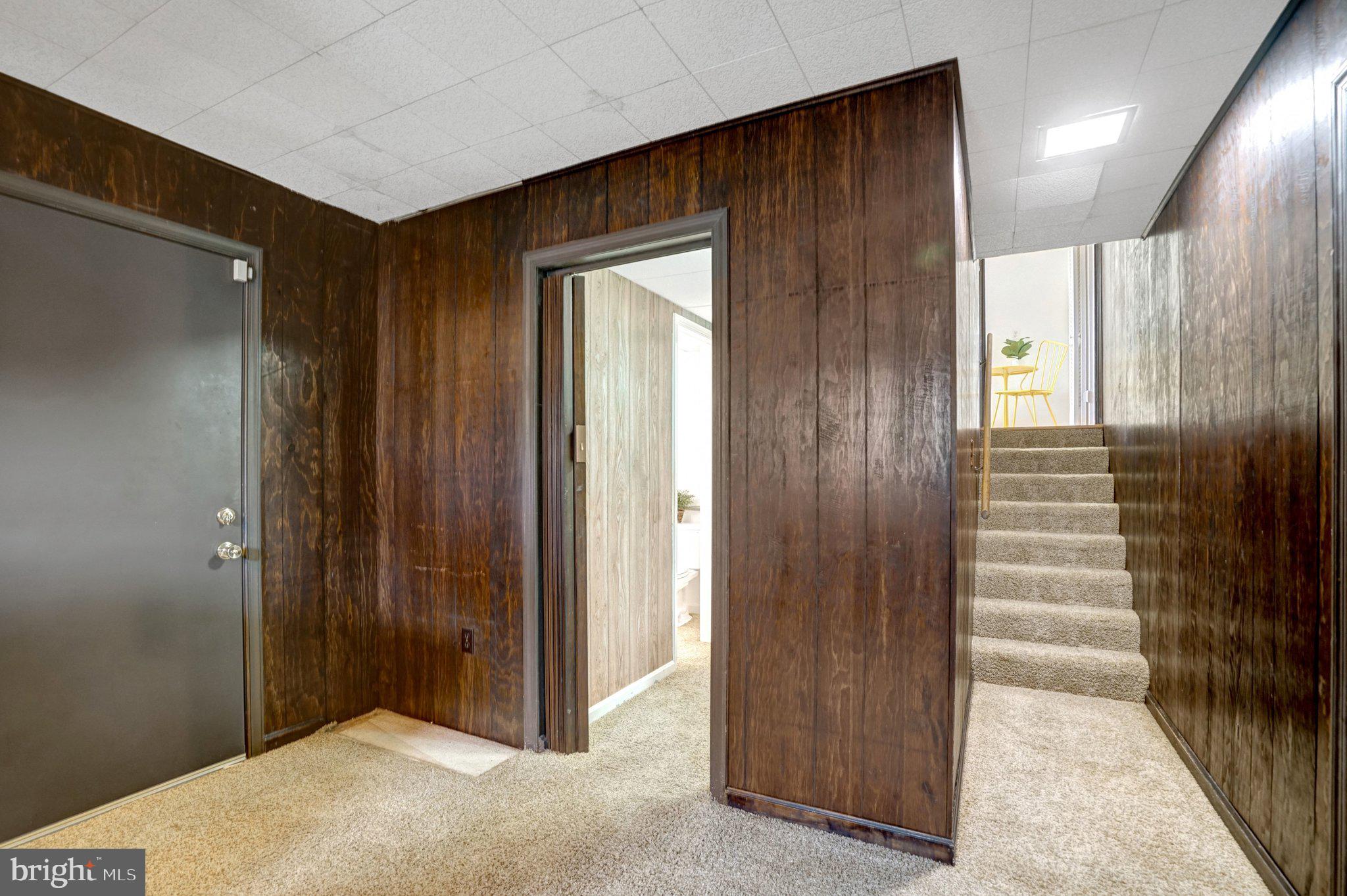 CEDAR CREST - Residential