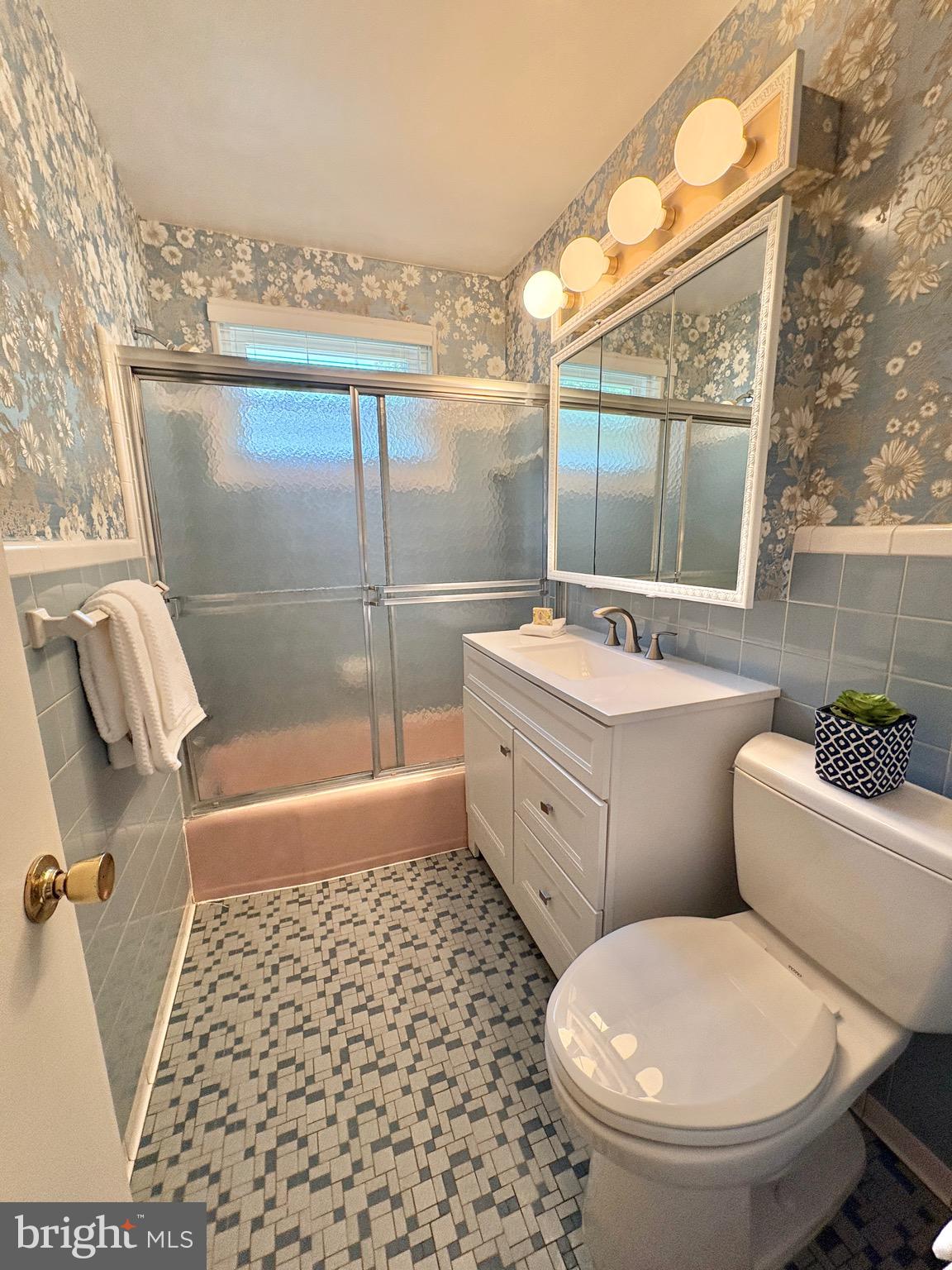 CEDAR CREST - Residential
