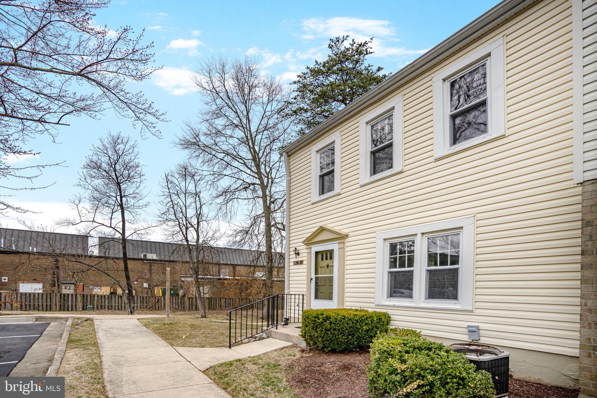 KEENE MILL WOODS - Residential