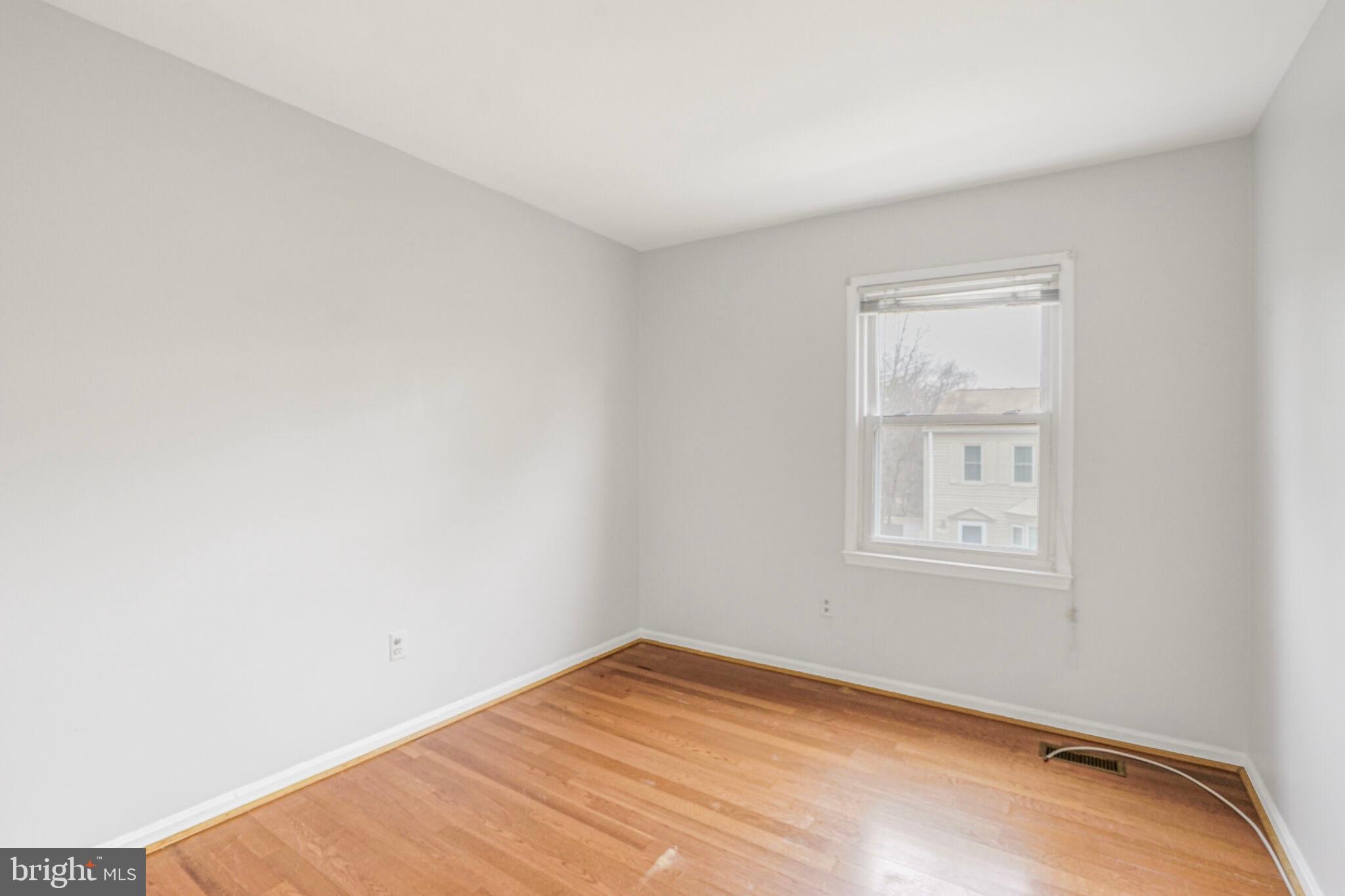 KEENE MILL WOODS - Residential