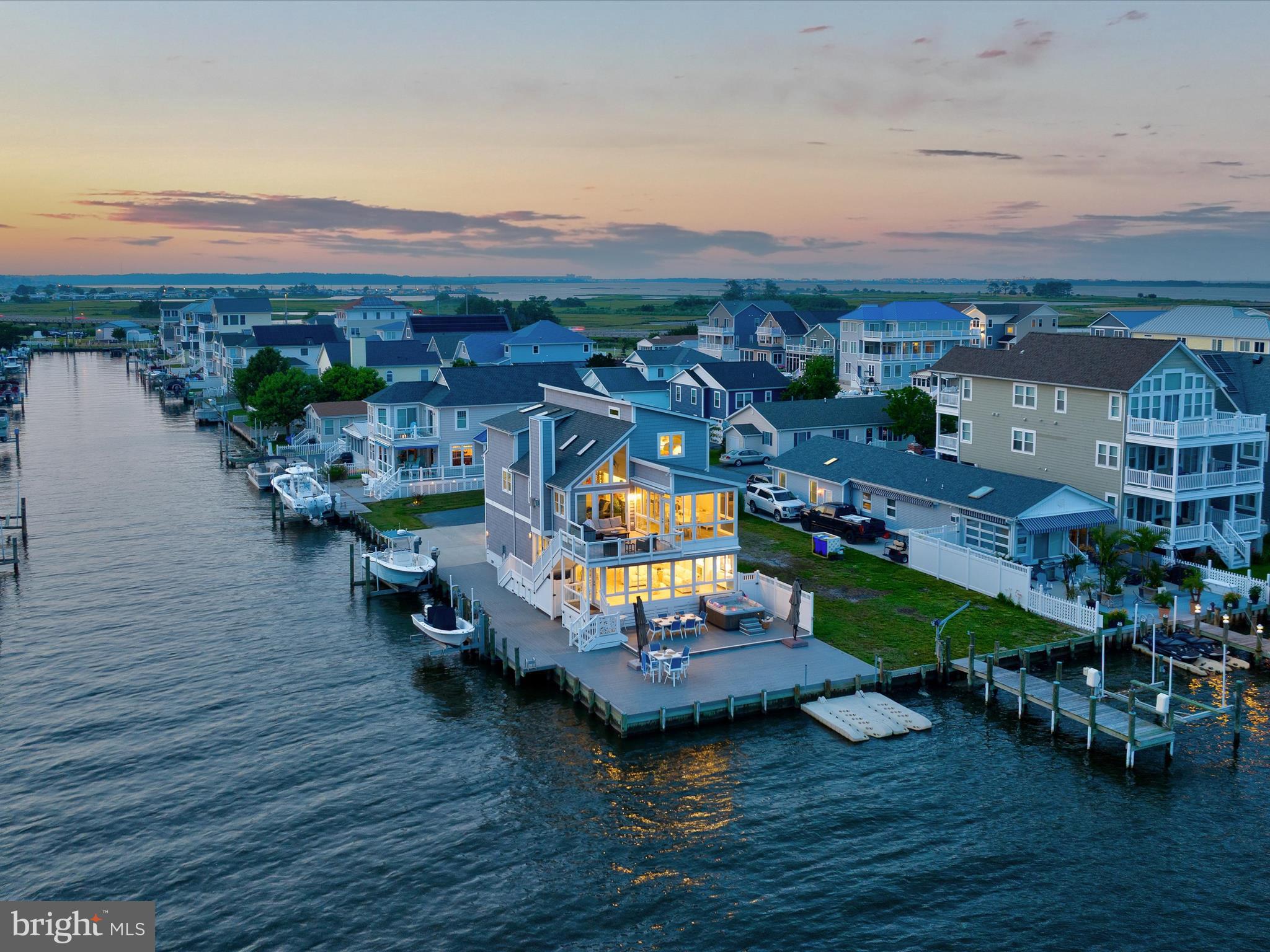 CAPE WINDSOR - Residential
