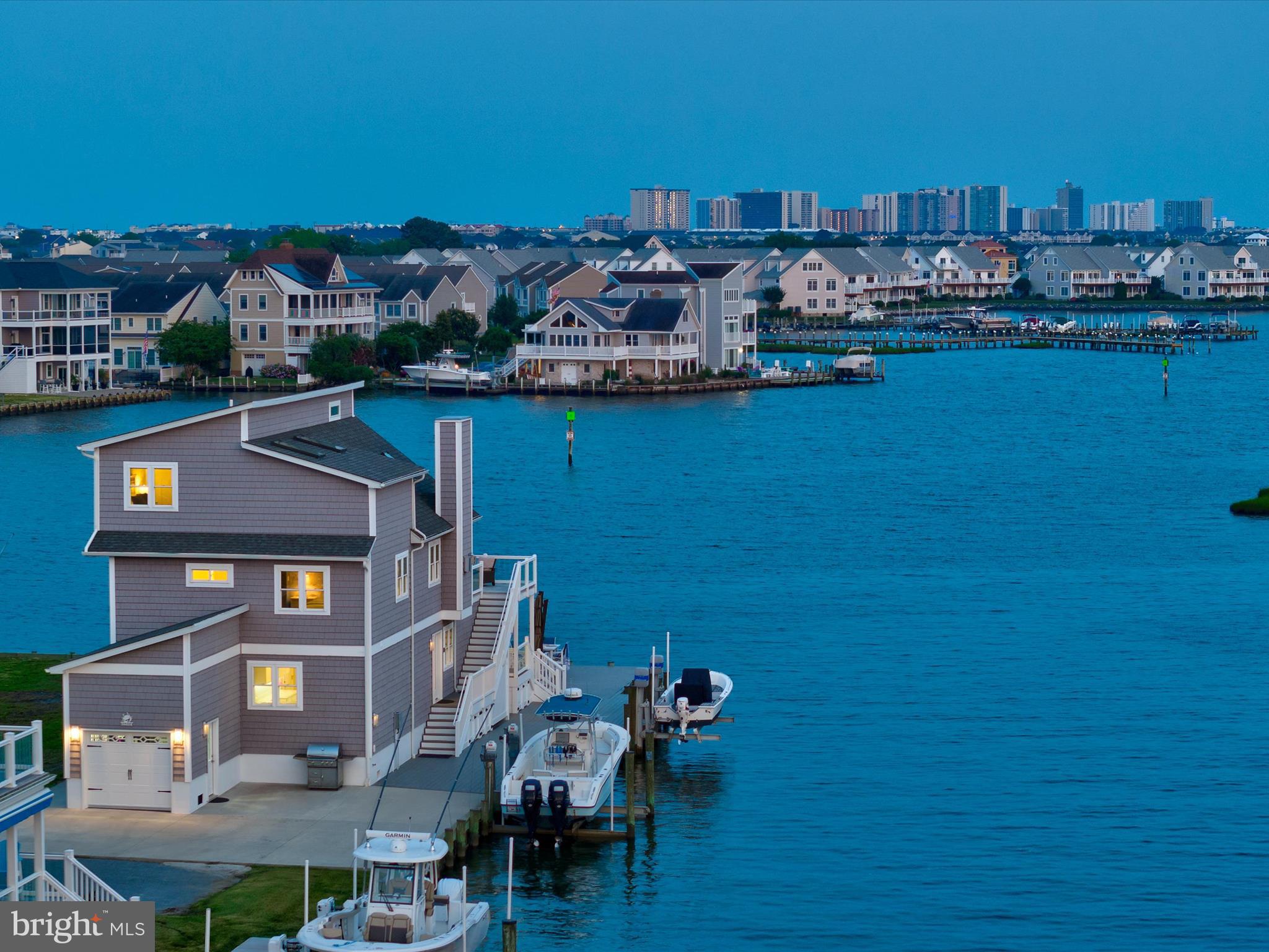 CAPE WINDSOR - Residential