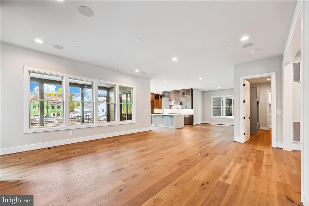 AMALYN - Residential