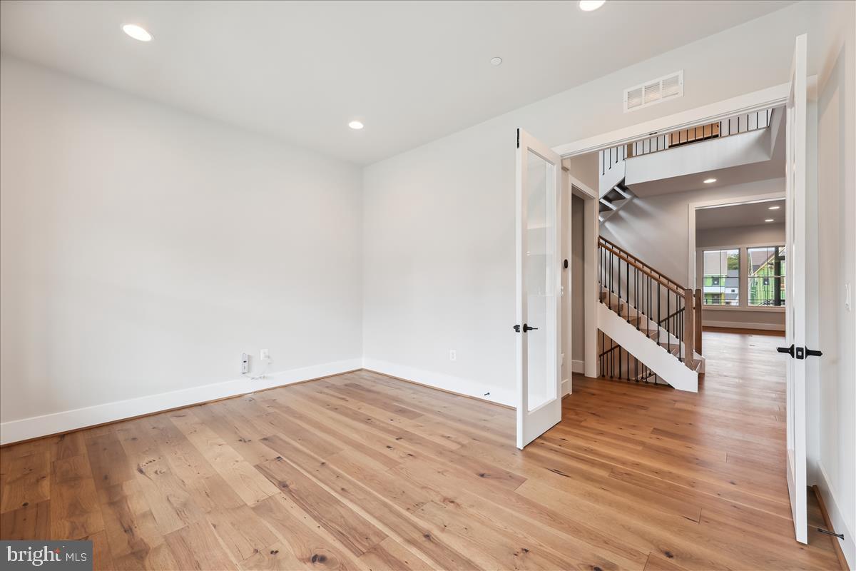 AMALYN - Residential