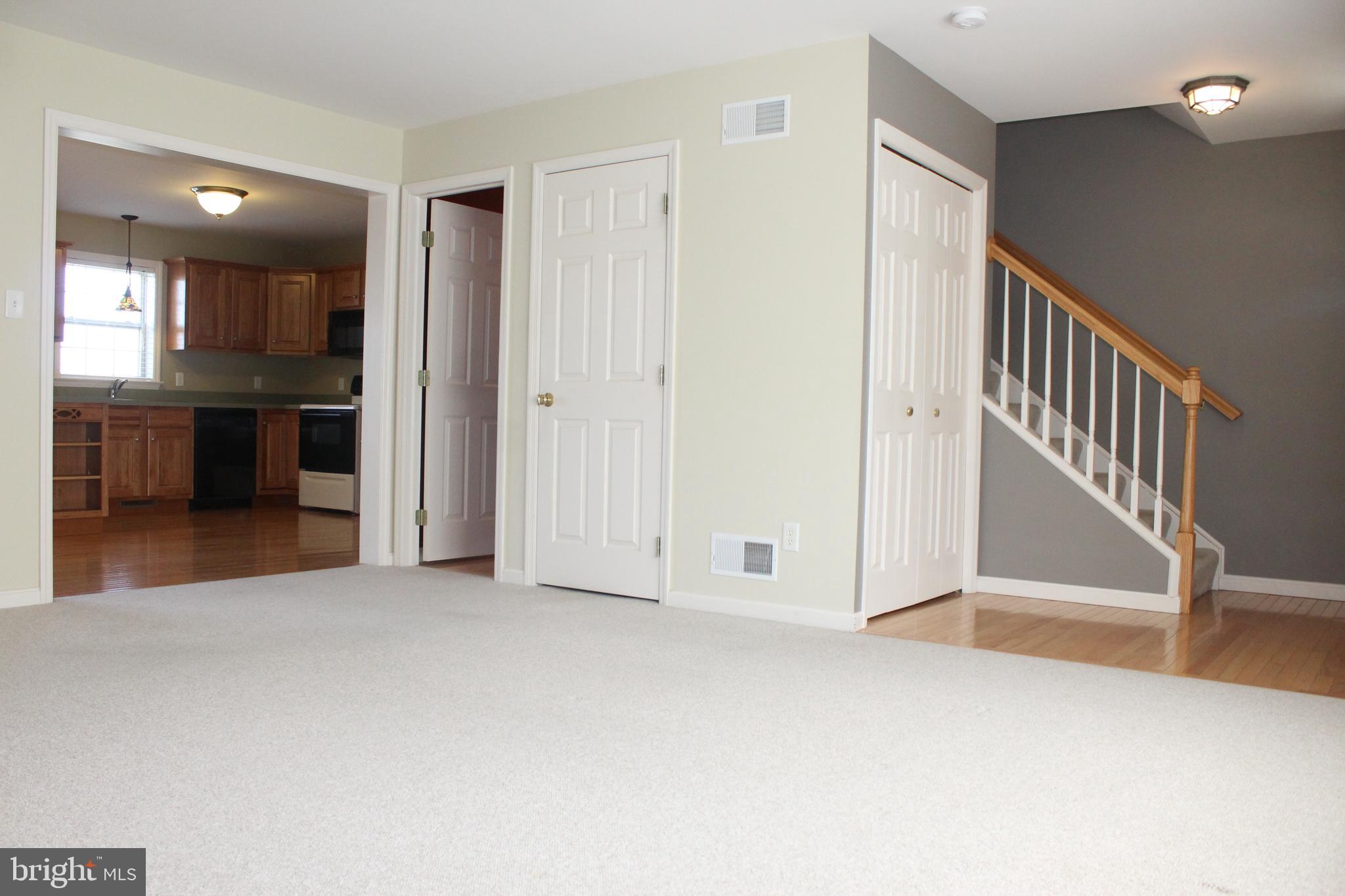 CHELSEA MANOR - Residential