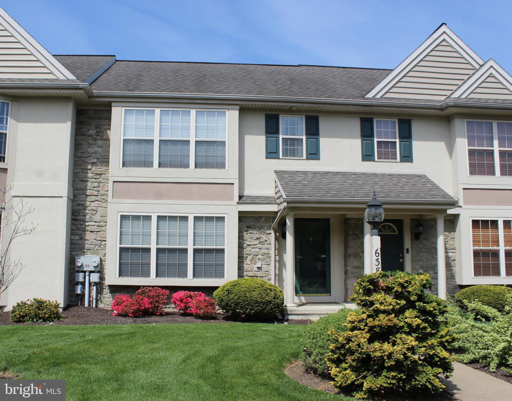 This Chelsea Manor townhome is situated in a fantastic location – close to main highways, essential needs and shopping. Enter on the main floor to find an open feel - living room with cozy gas fireplace, spacious kitchen and dining area. Travel upstairs to find a master bedroom and bath both boasting of cathedral ceilings, an additional two bedrooms and a convenient laundry. On Summer evenings relax on the spacious deck overlooking your “royal” view of the super sunsets. The deck is also equipped with a retractable awning! Lower level has a 20 x 10 area ready for finishing or perfect for storage and an oversized two car garage. This townhome also offers a Navien natural gas tankless hot water heater and an Ultraviolet and Comfort Sentry ionization units installed on the HVAC unite for complete treatment of circulating air.