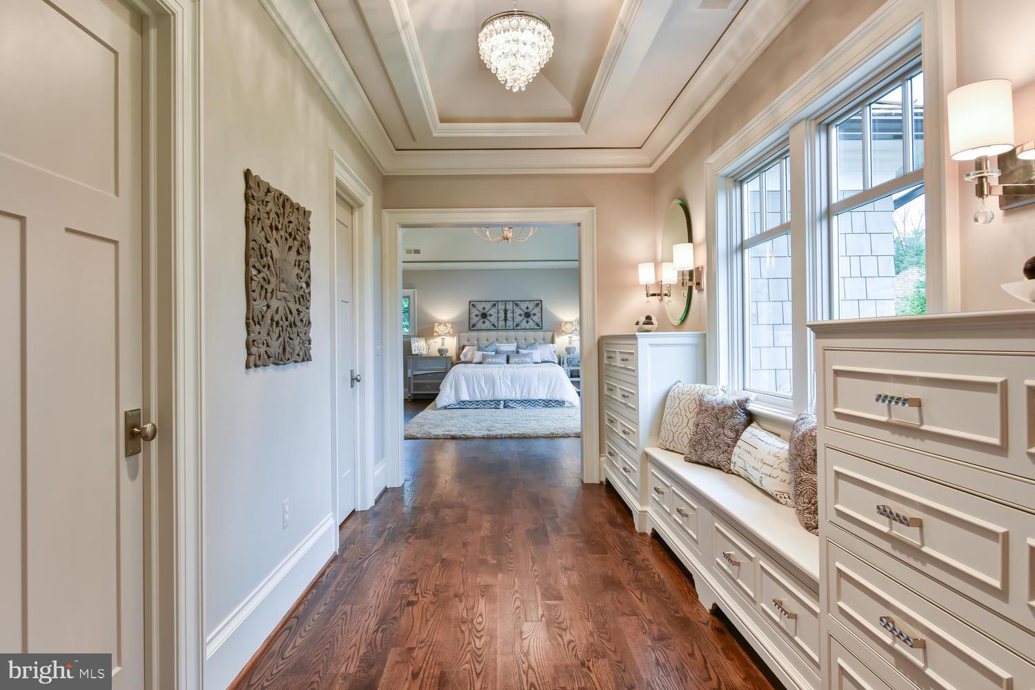 KNOLEWOOD - Residential