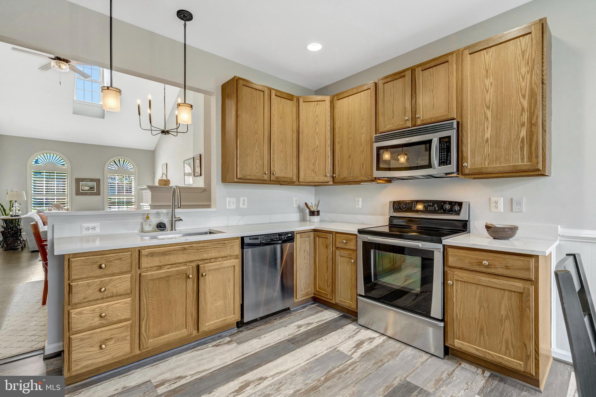 VILLAS AT THE RIDGES - Residential