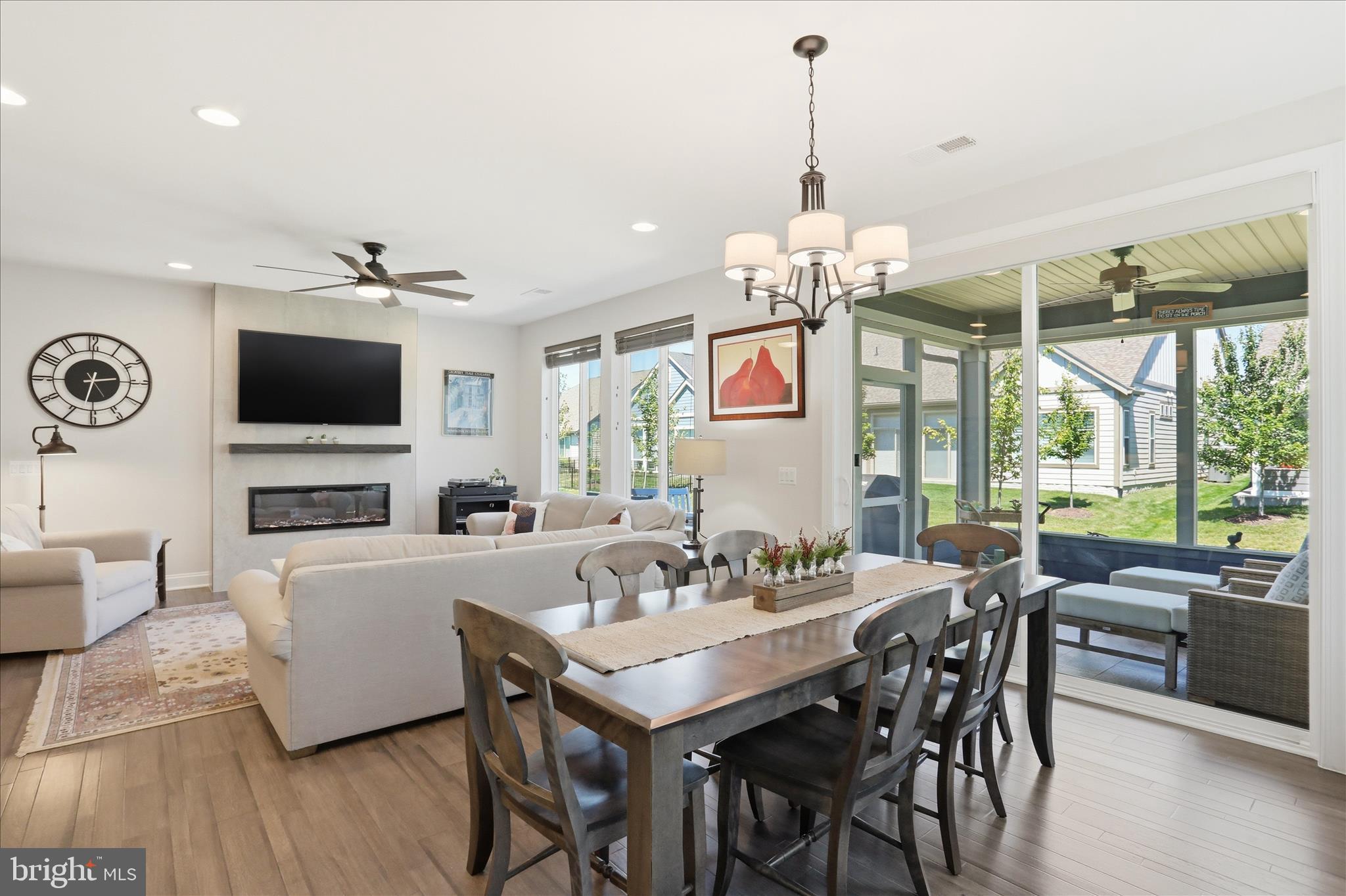 LAKE FREDERICK - Residential