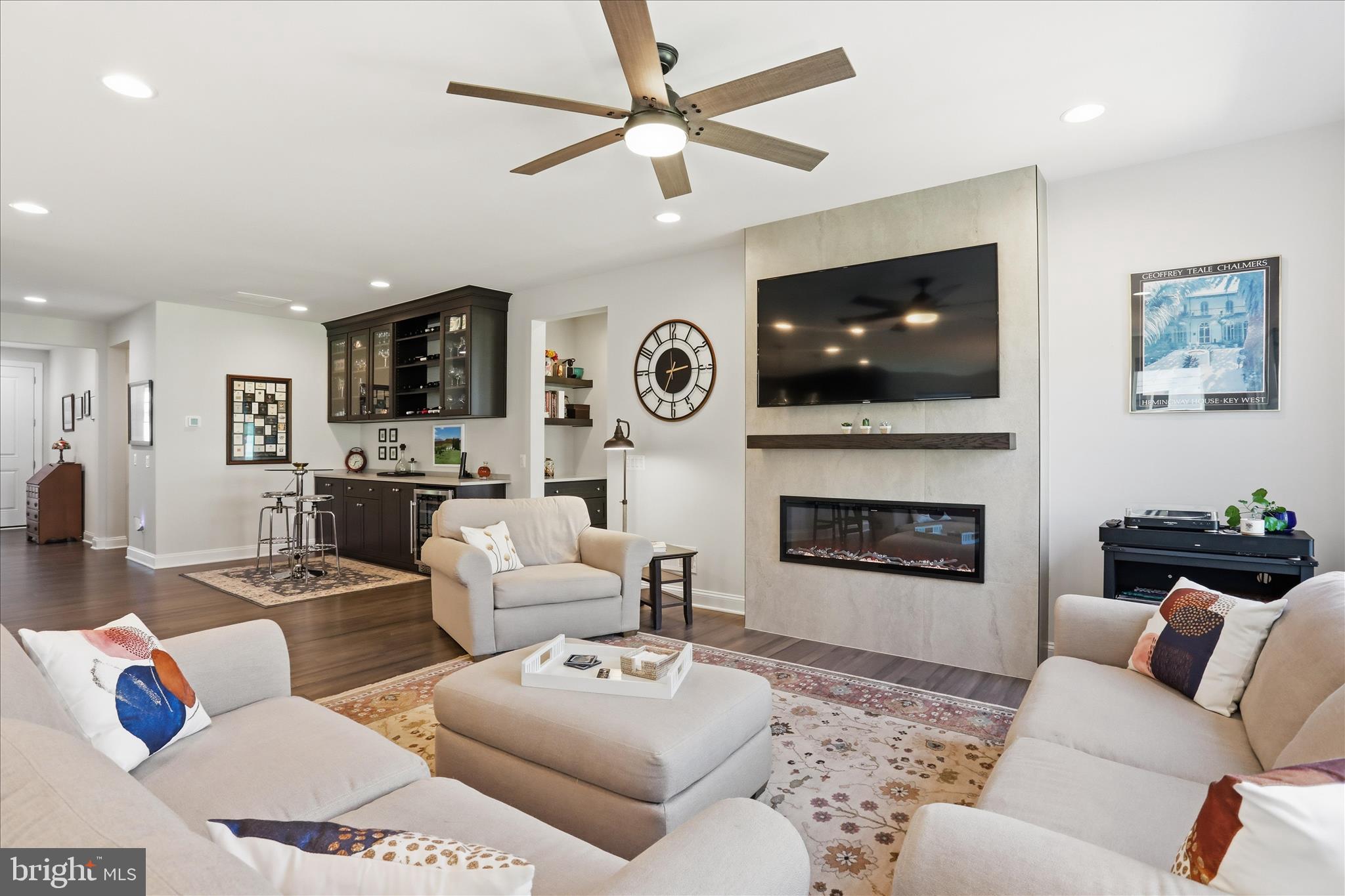 LAKE FREDERICK - Residential