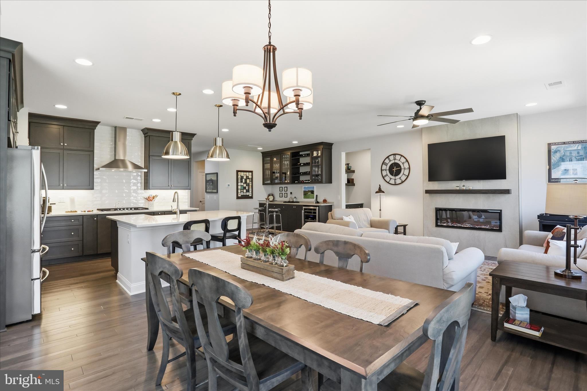 LAKE FREDERICK - Residential