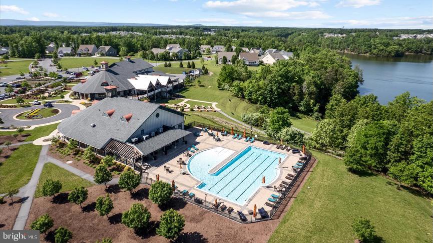 LAKE FREDERICK - Residential