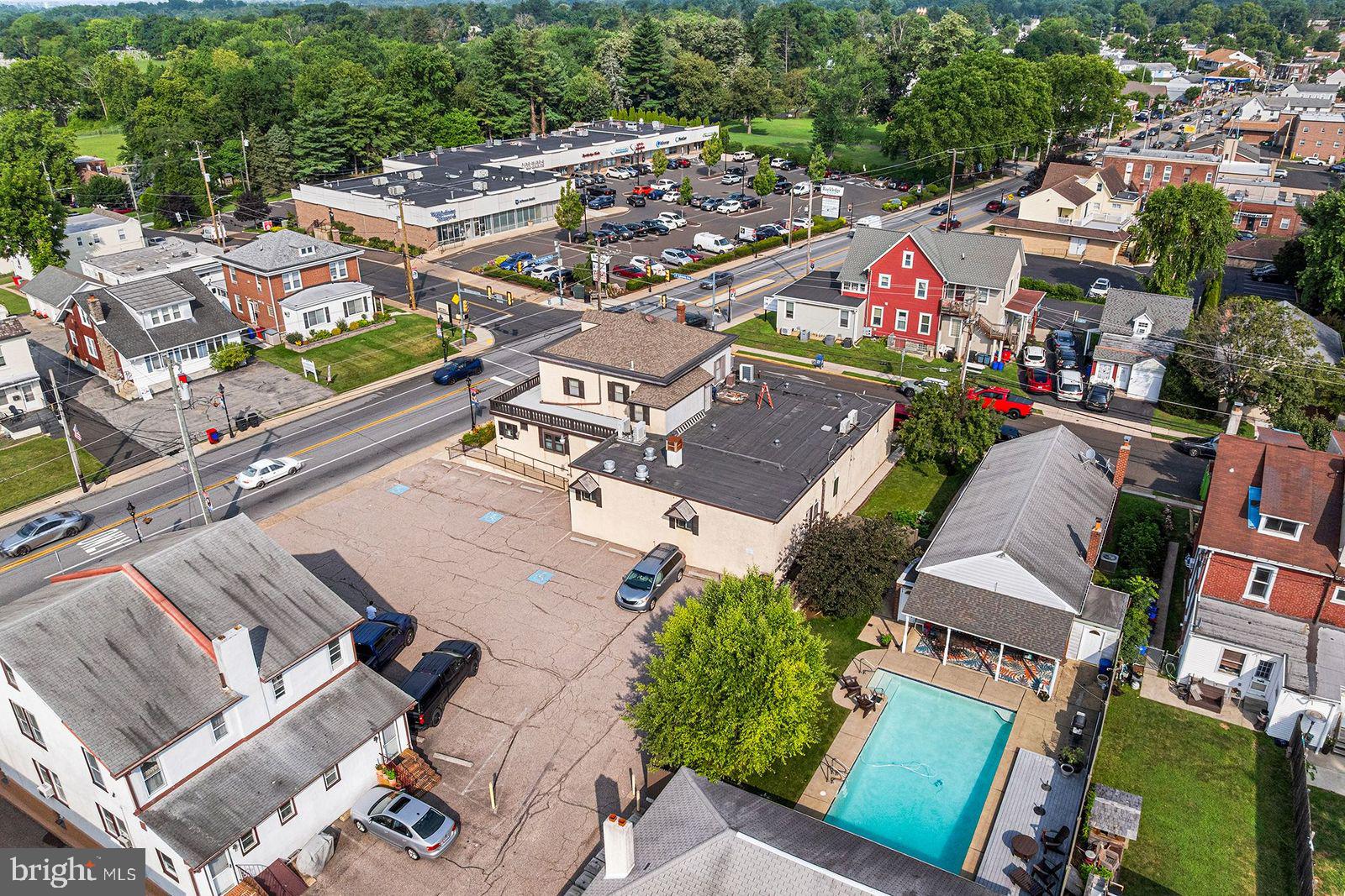 JENKINTOWN - Commercial Sale