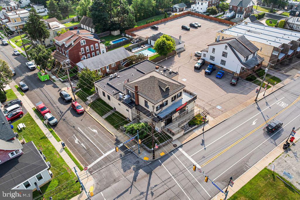 JENKINTOWN - Commercial Sale