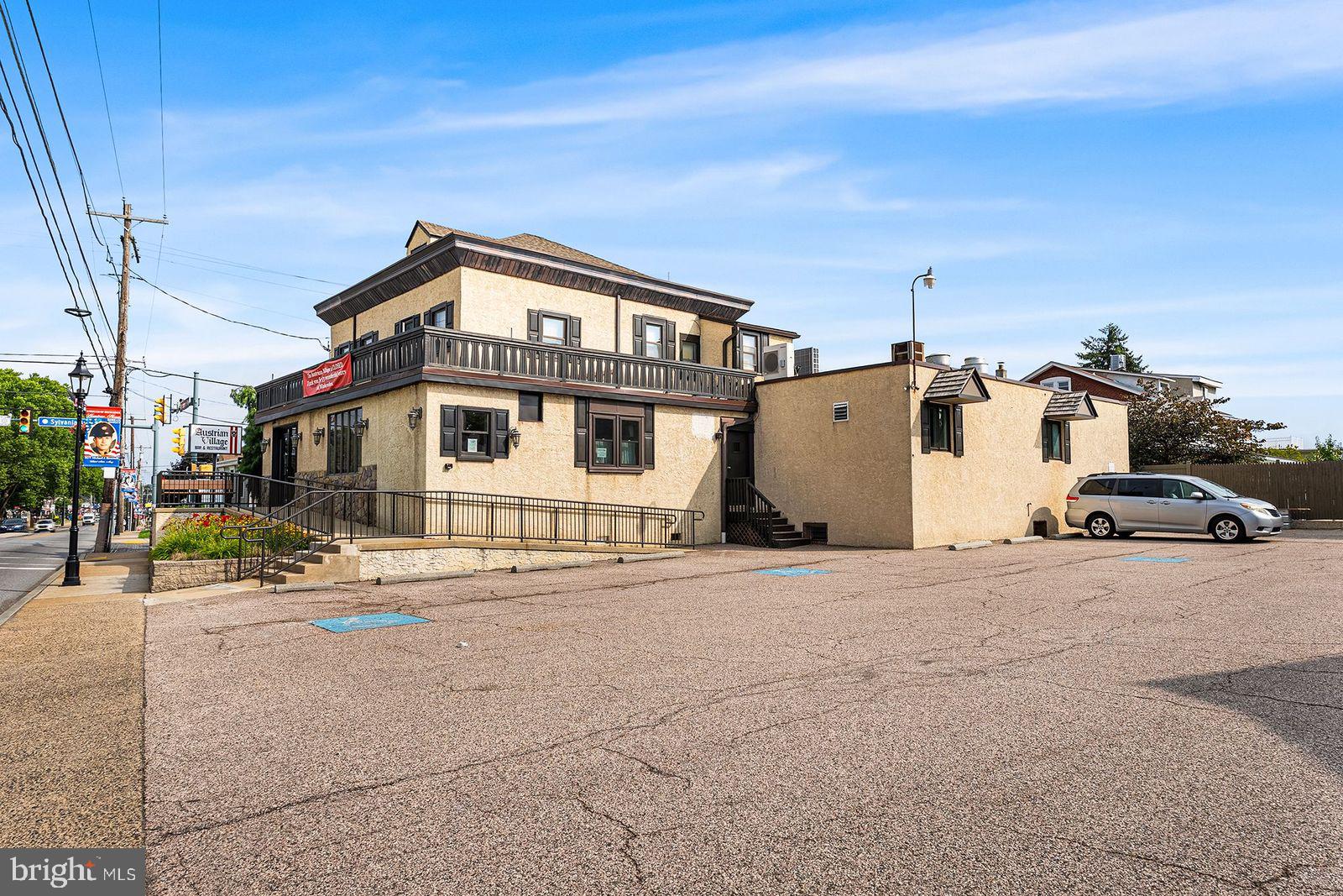 JENKINTOWN - Commercial Sale