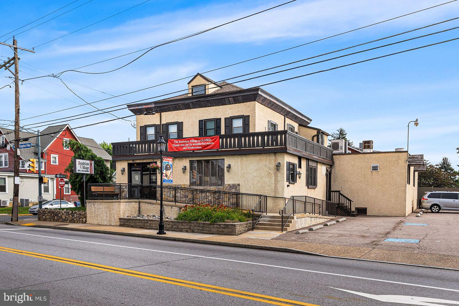 JENKINTOWN - Commercial Sale