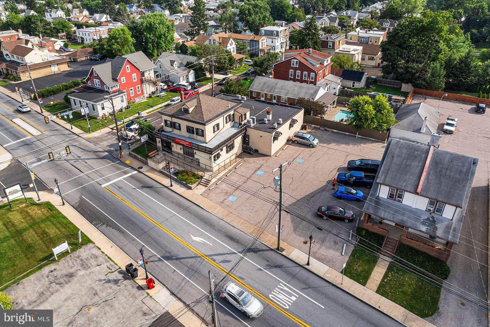 JENKINTOWN - Commercial Sale
