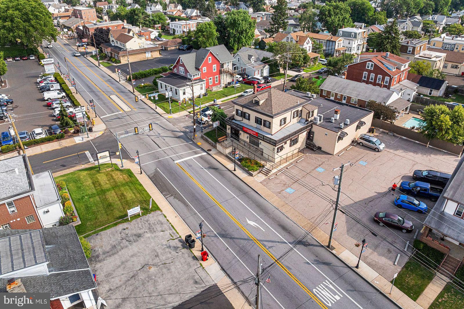 JENKINTOWN - Commercial Sale