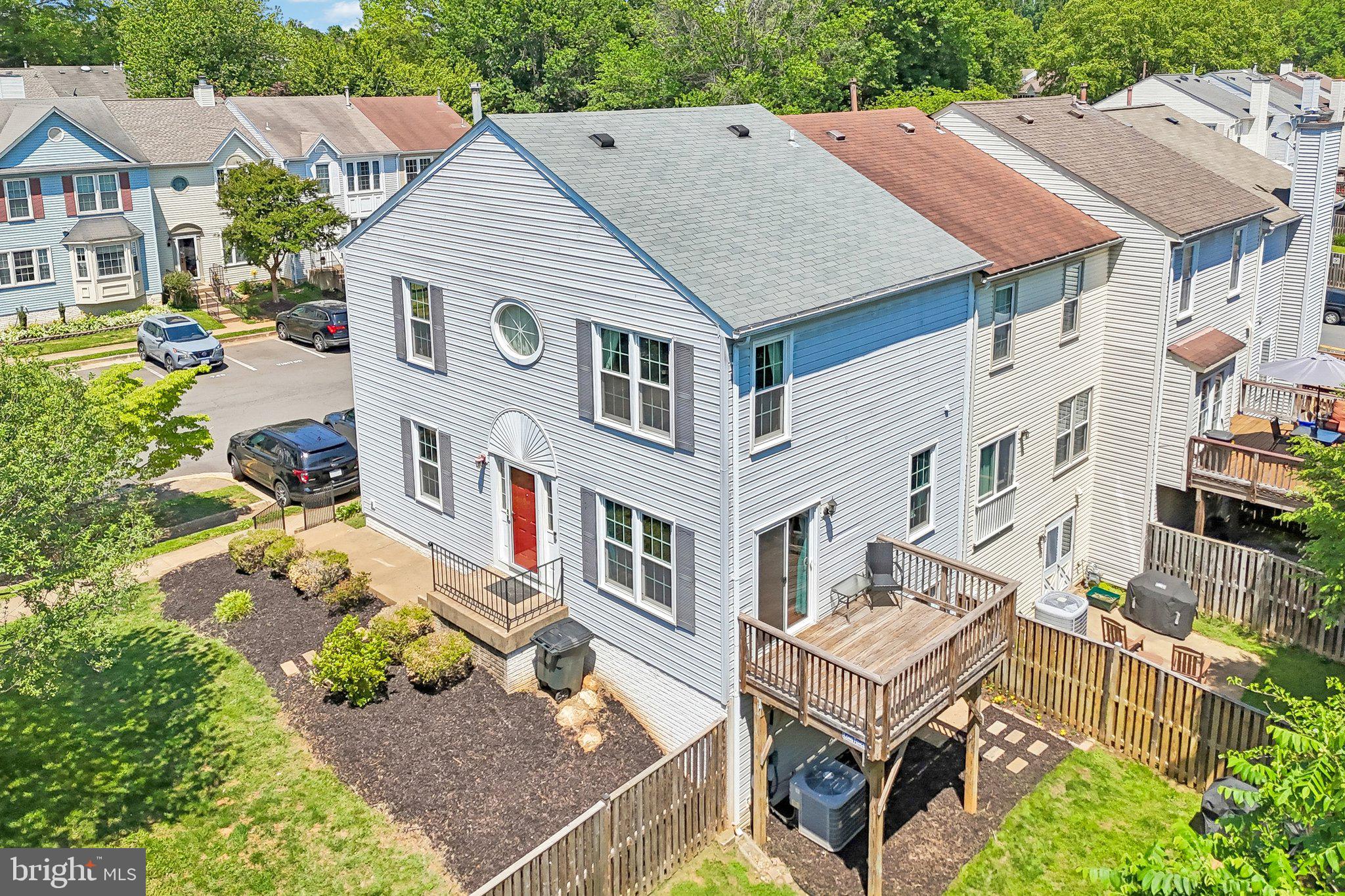OAK SPRINGS - Residential