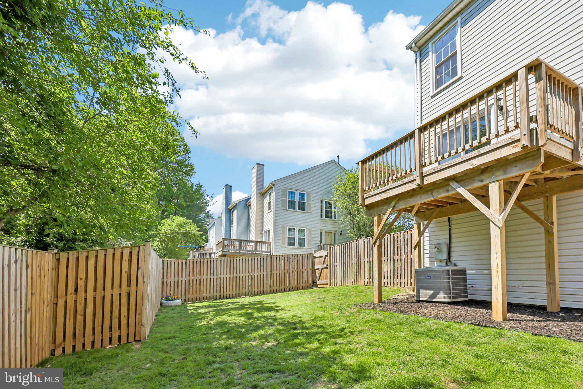 OAK SPRINGS - Residential