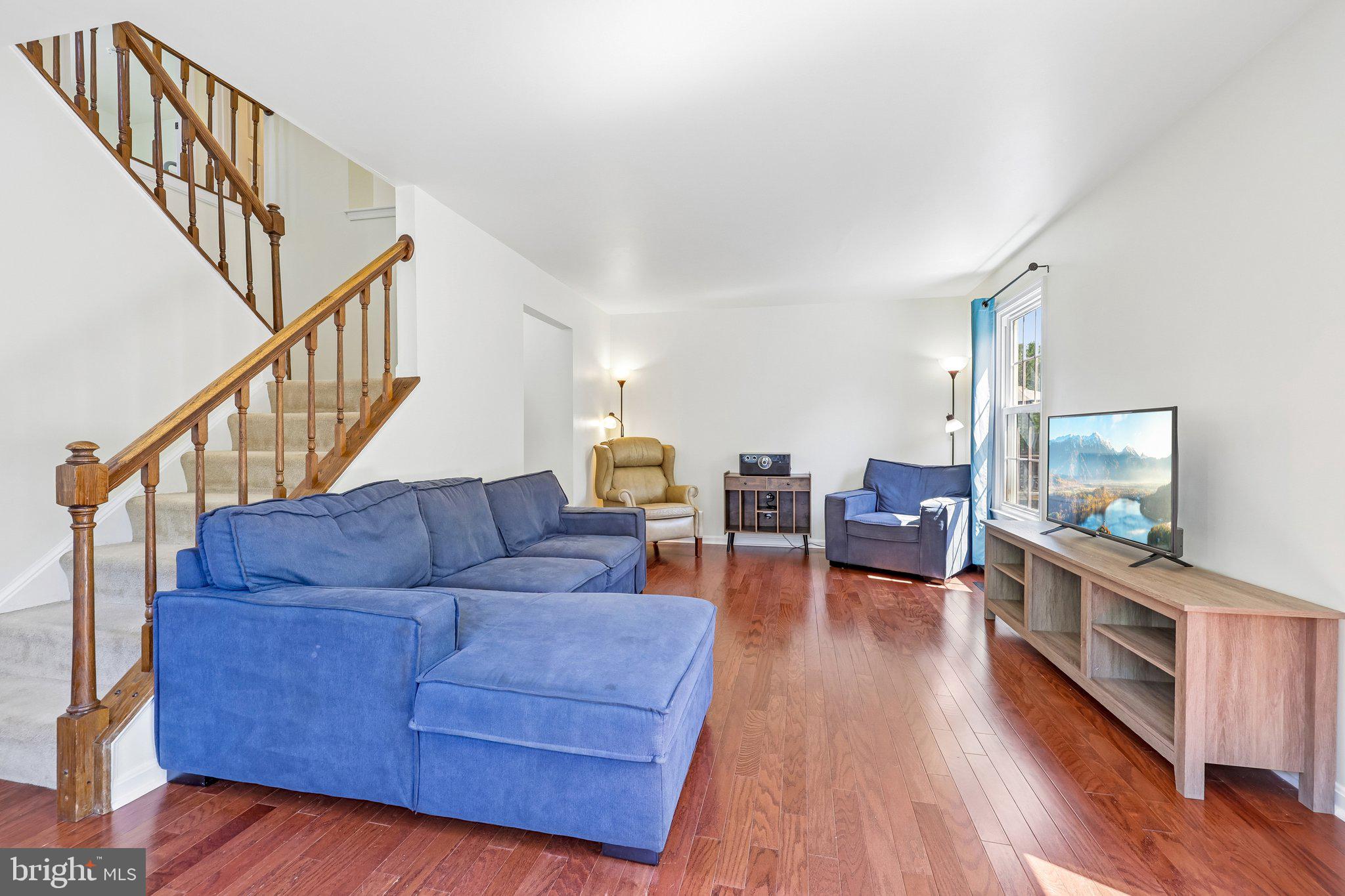 OAK SPRINGS - Residential