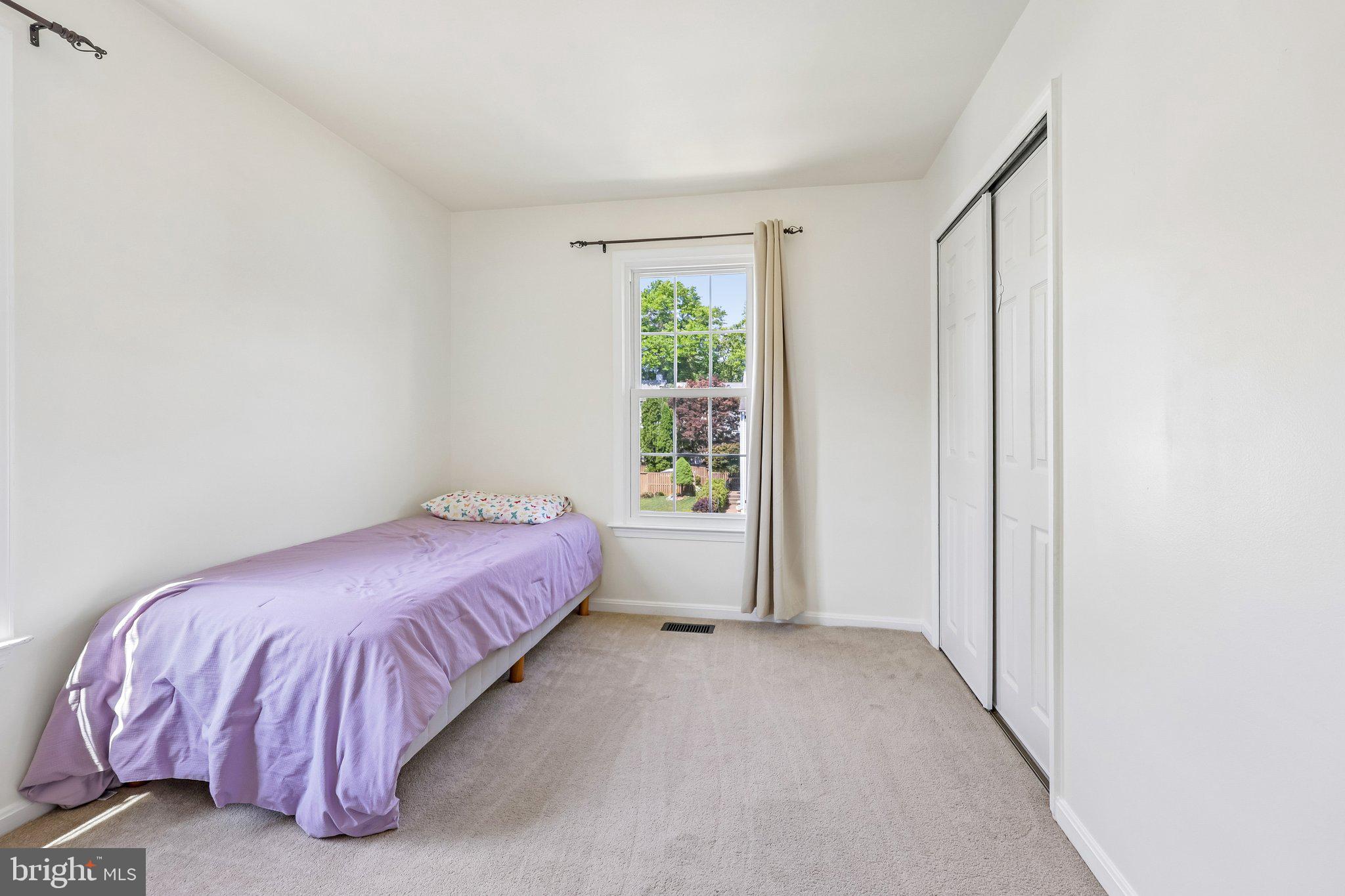 OAK SPRINGS - Residential