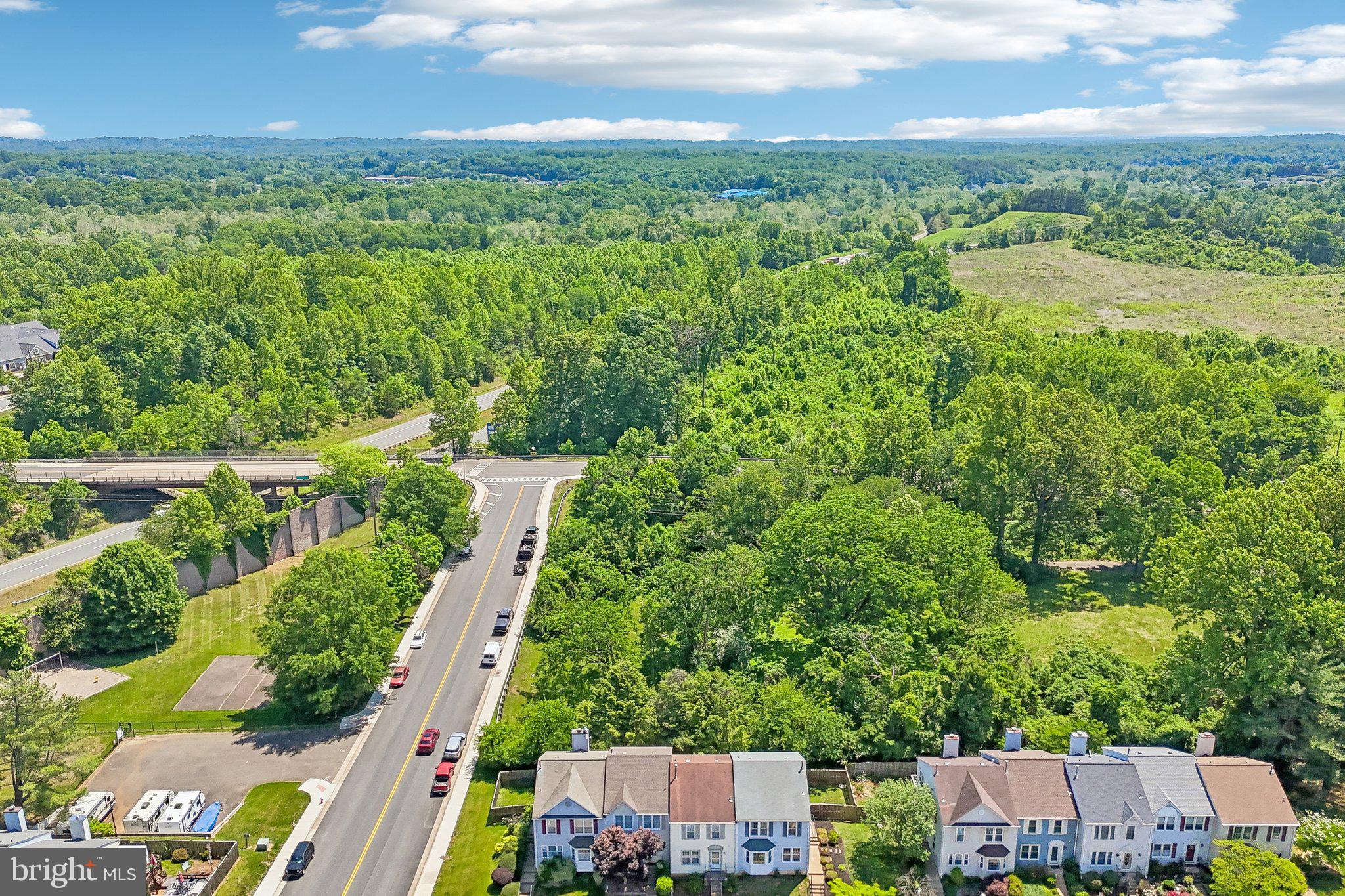 OAK SPRINGS - Residential