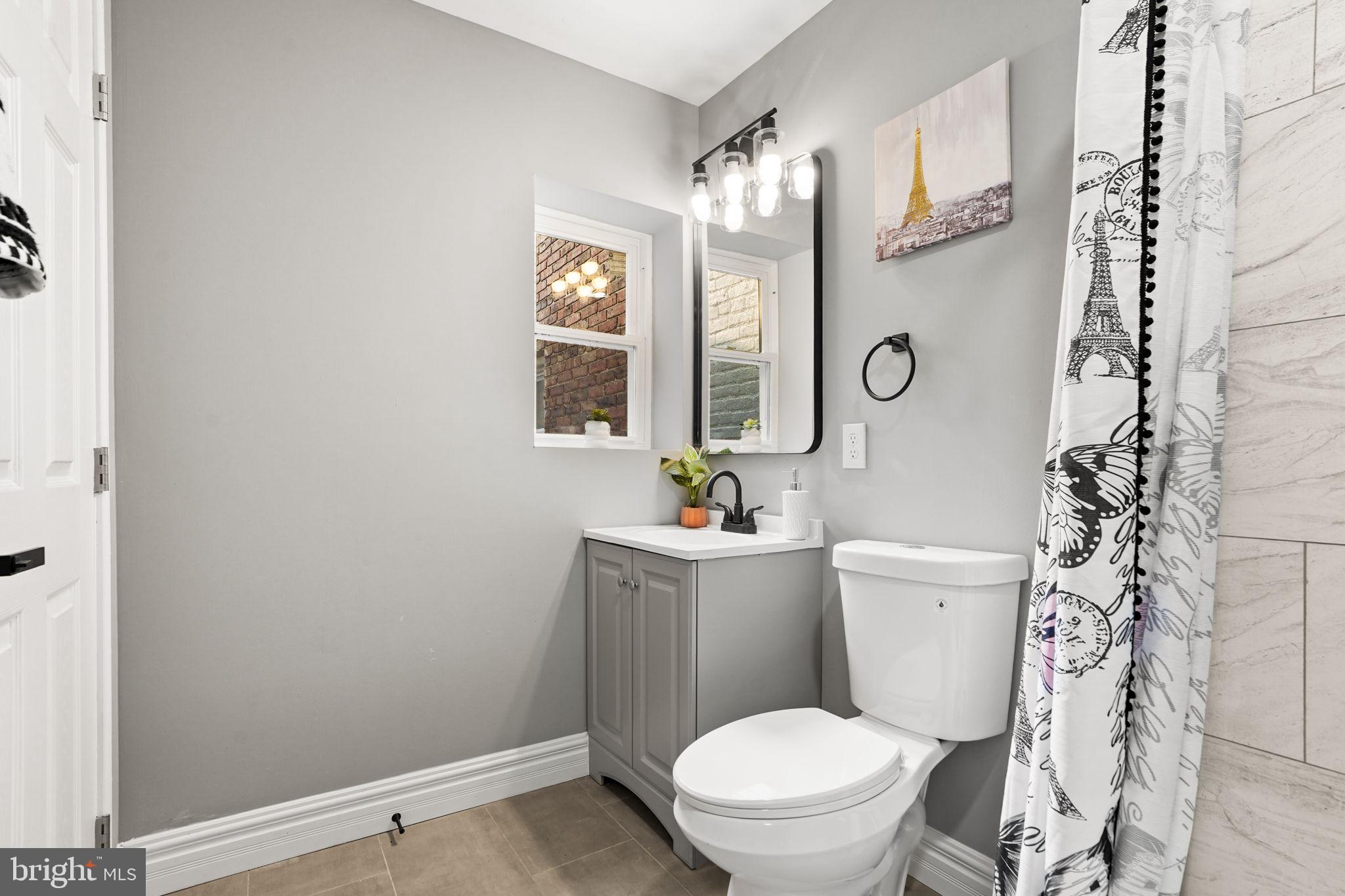 BROADWAY EAST - Residential