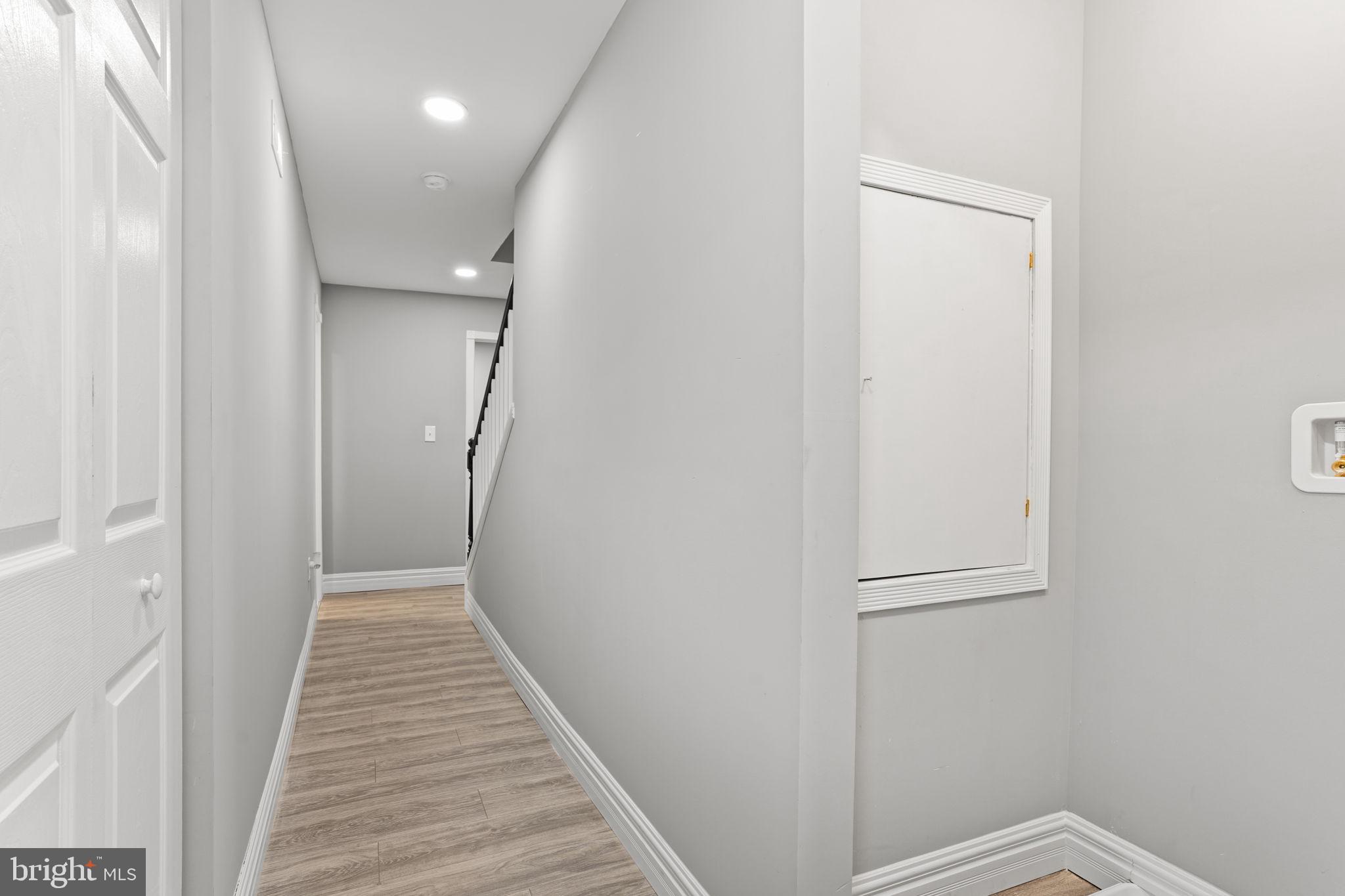 BROADWAY EAST - Residential