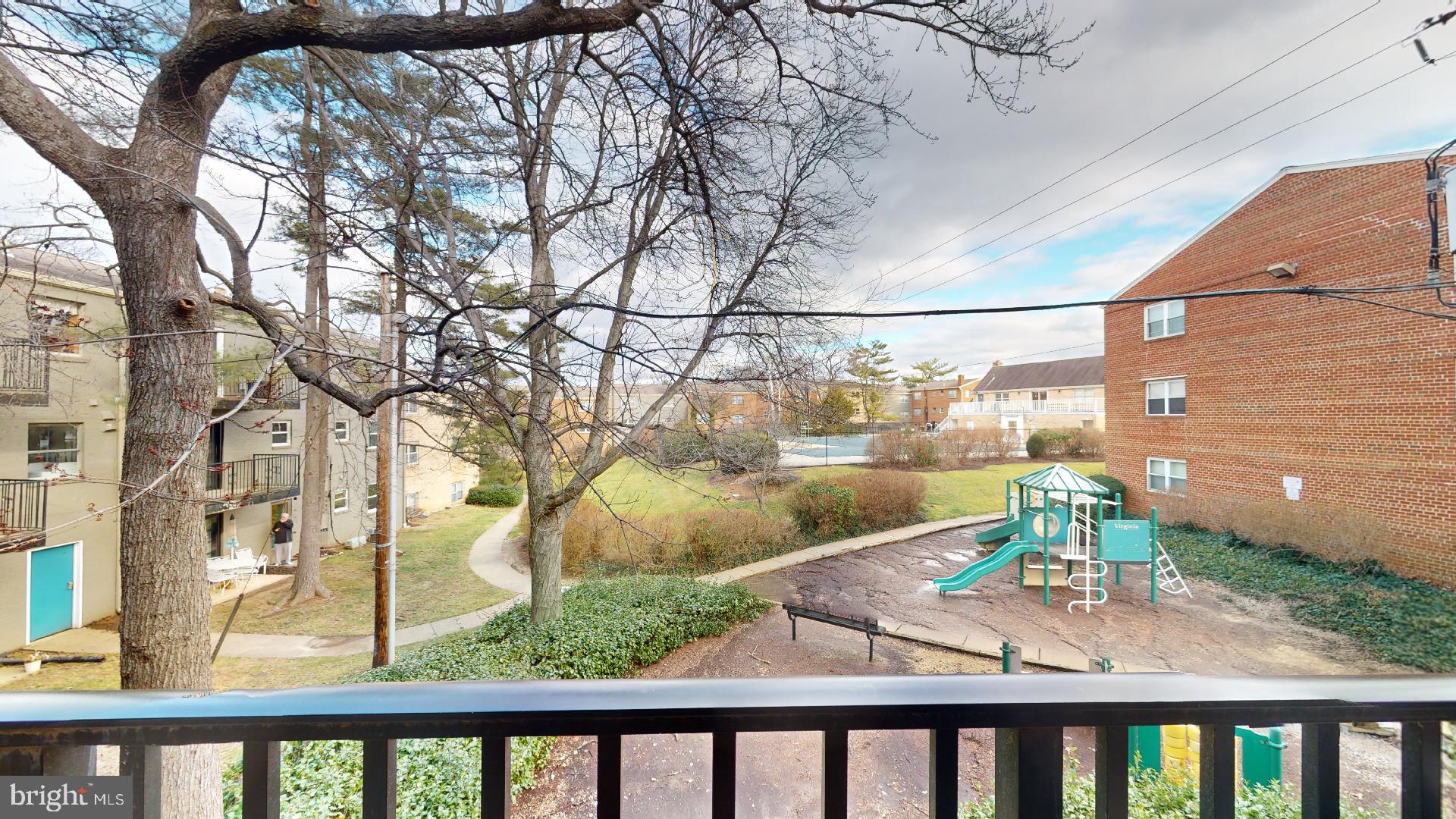 MAYFLOWER SQUARE - Residential